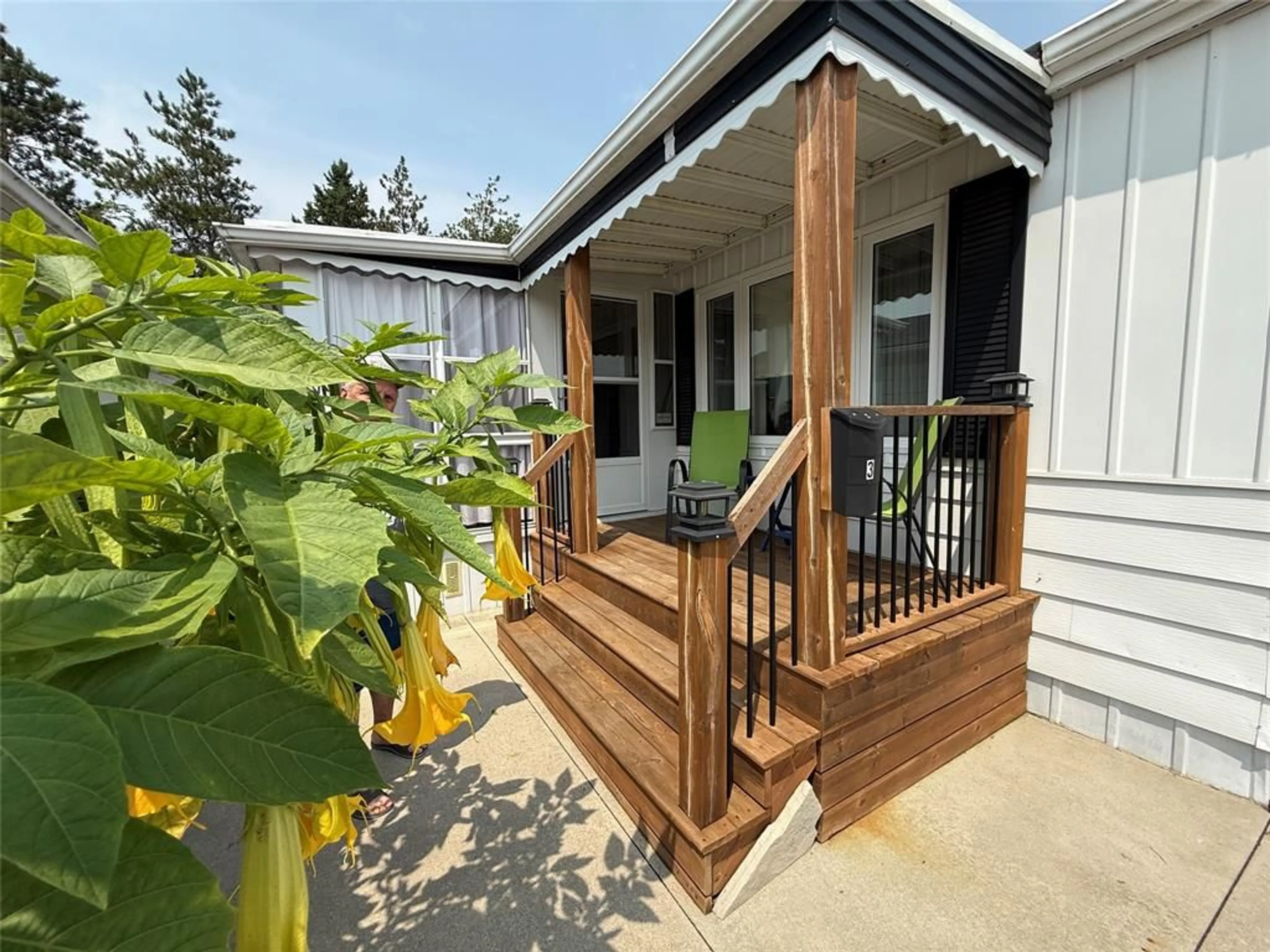 Unknown for 3 MILLER St, Strathroy Ontario N7G 1A5