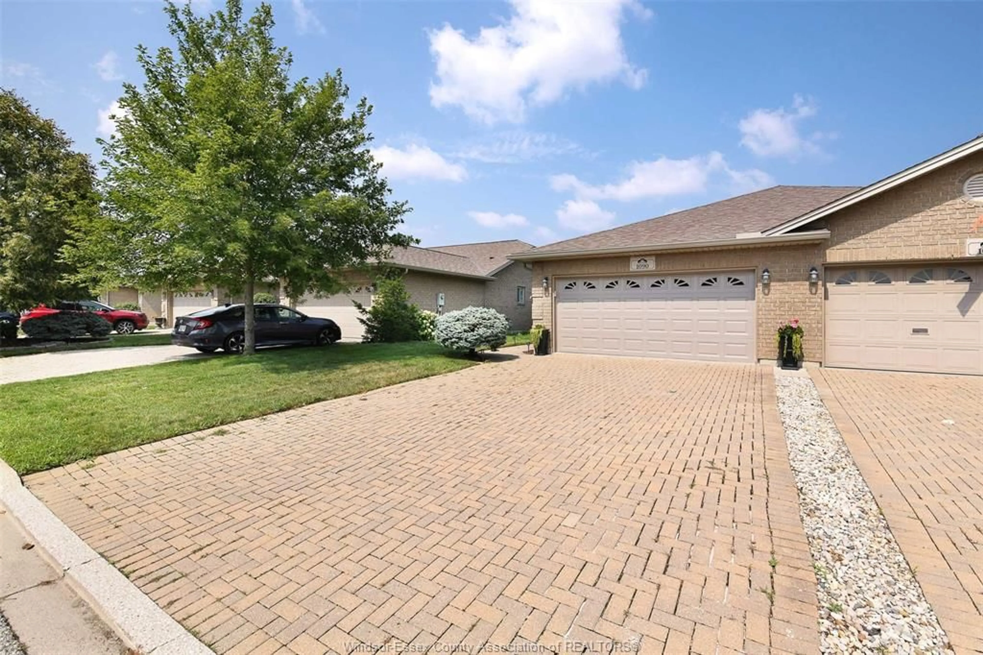 Unknown for 1090 Thurso Way, Windsor Ontario N9G 2T6