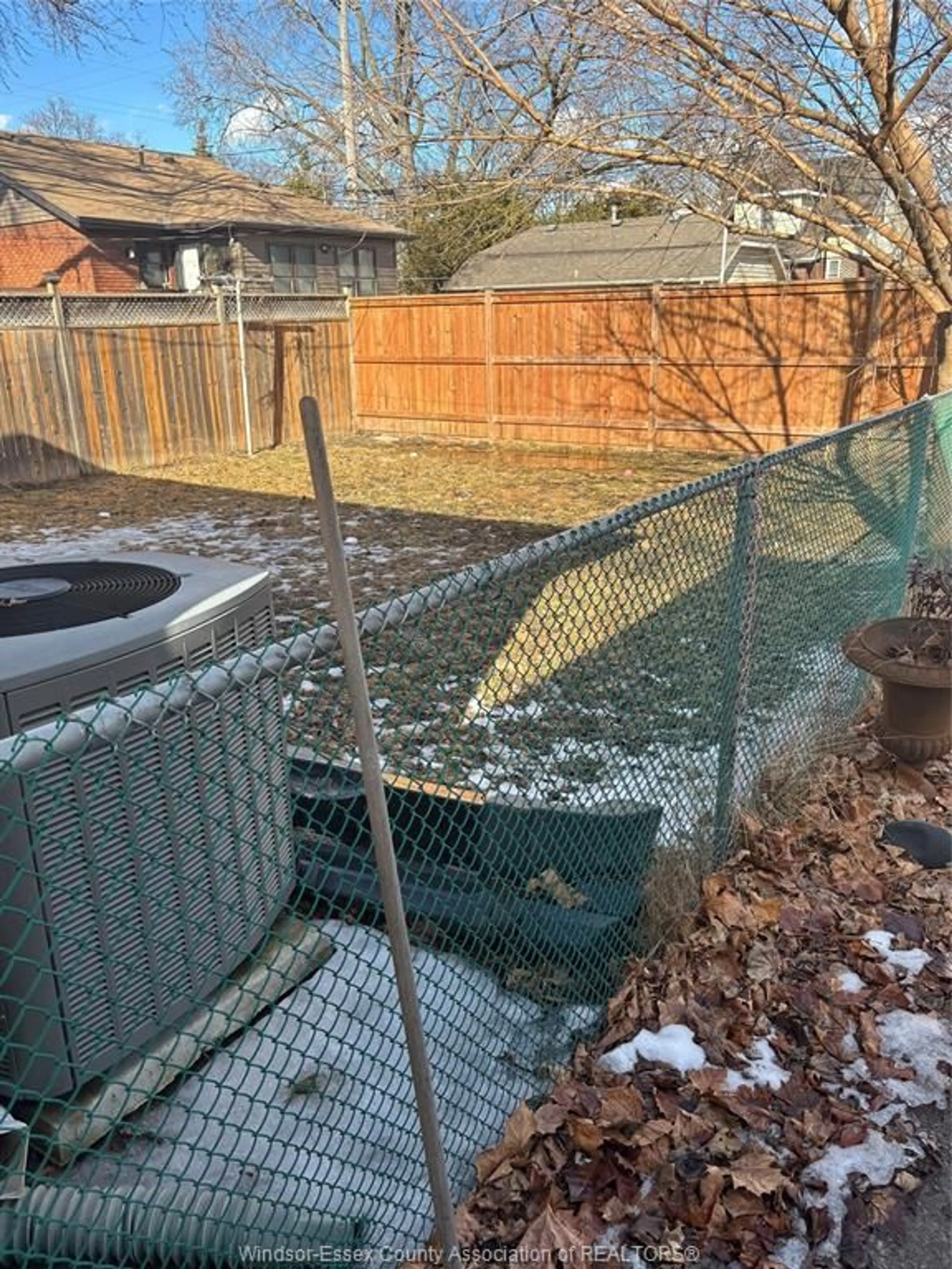 Patio, unknown for 1714 GLADSTONE Ave, Windsor Ontario N9A 4X7