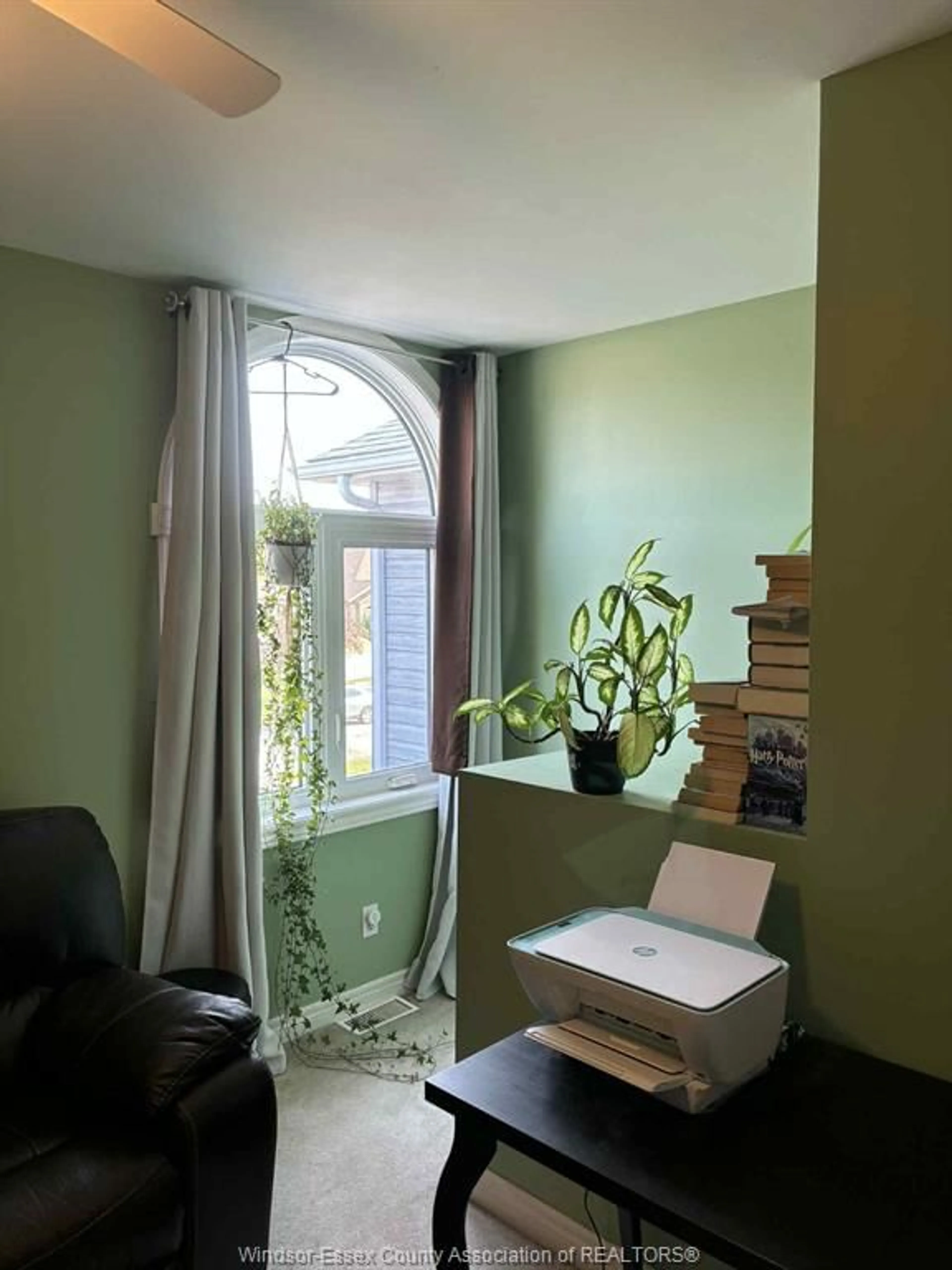 A pic of a room for 12537 HORWOOD Cres, Tecumseh Ontario N8N 4T6