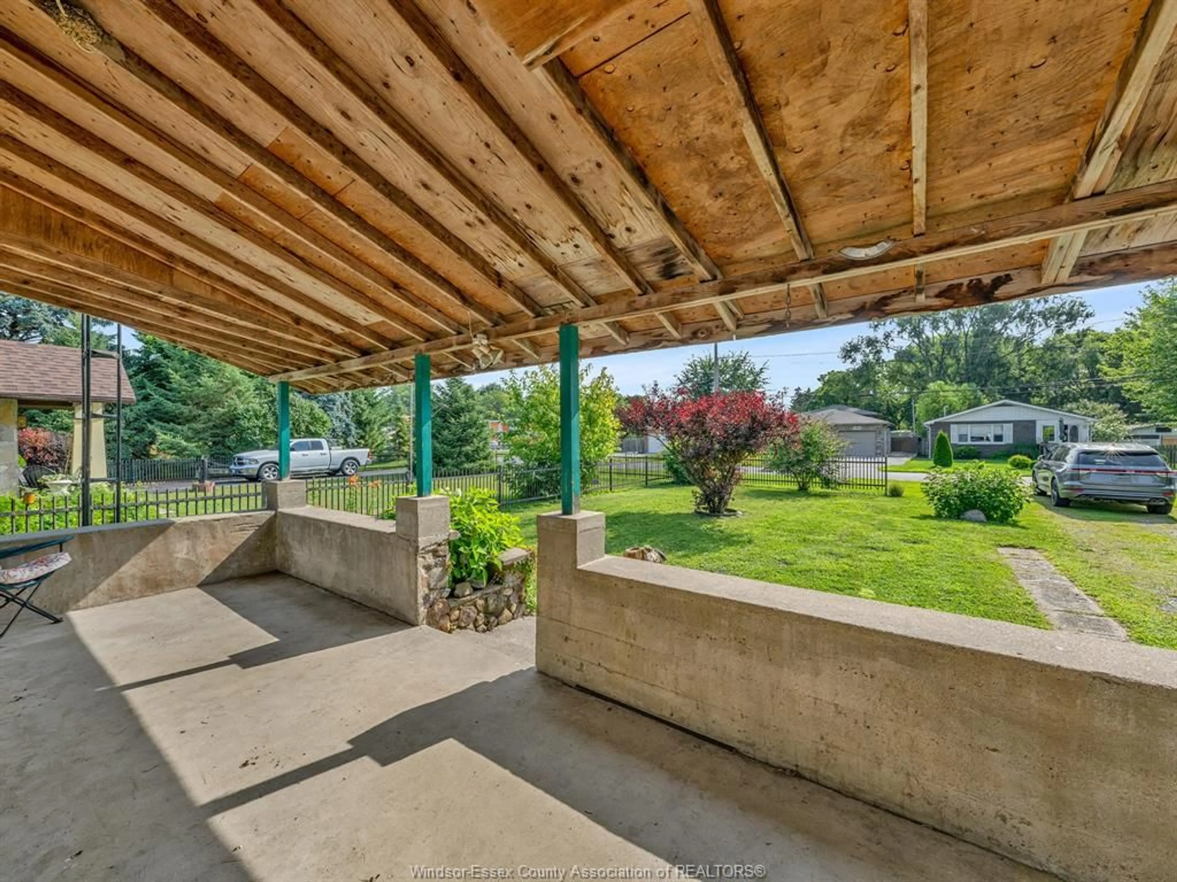 Patio, unknown for 205 DUNN, Harrow Ontario N0R 1G0