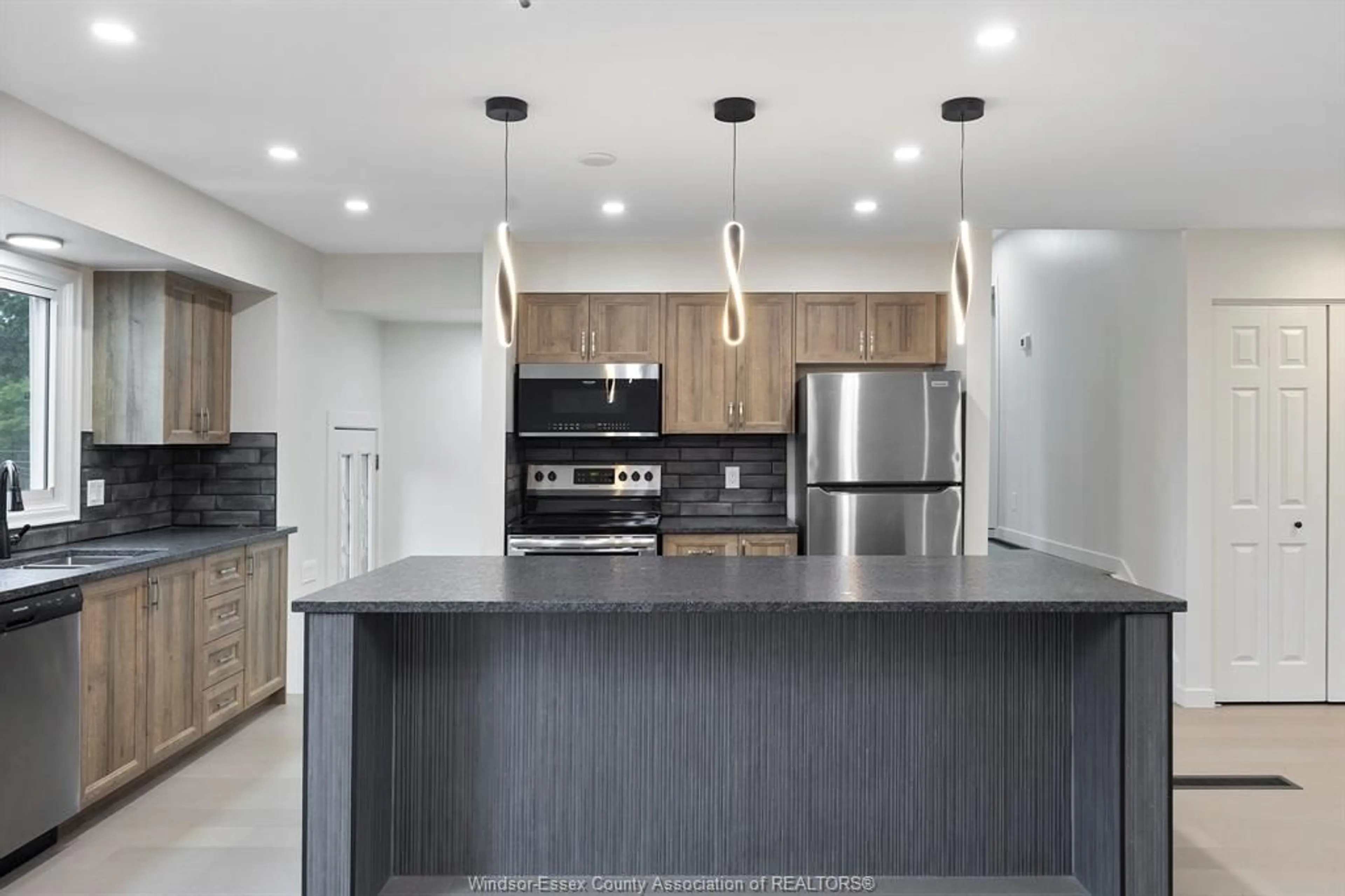 Open concept kitchen, unknown for 42 States Ave, Amherstburg Ontario N9V 3M2
