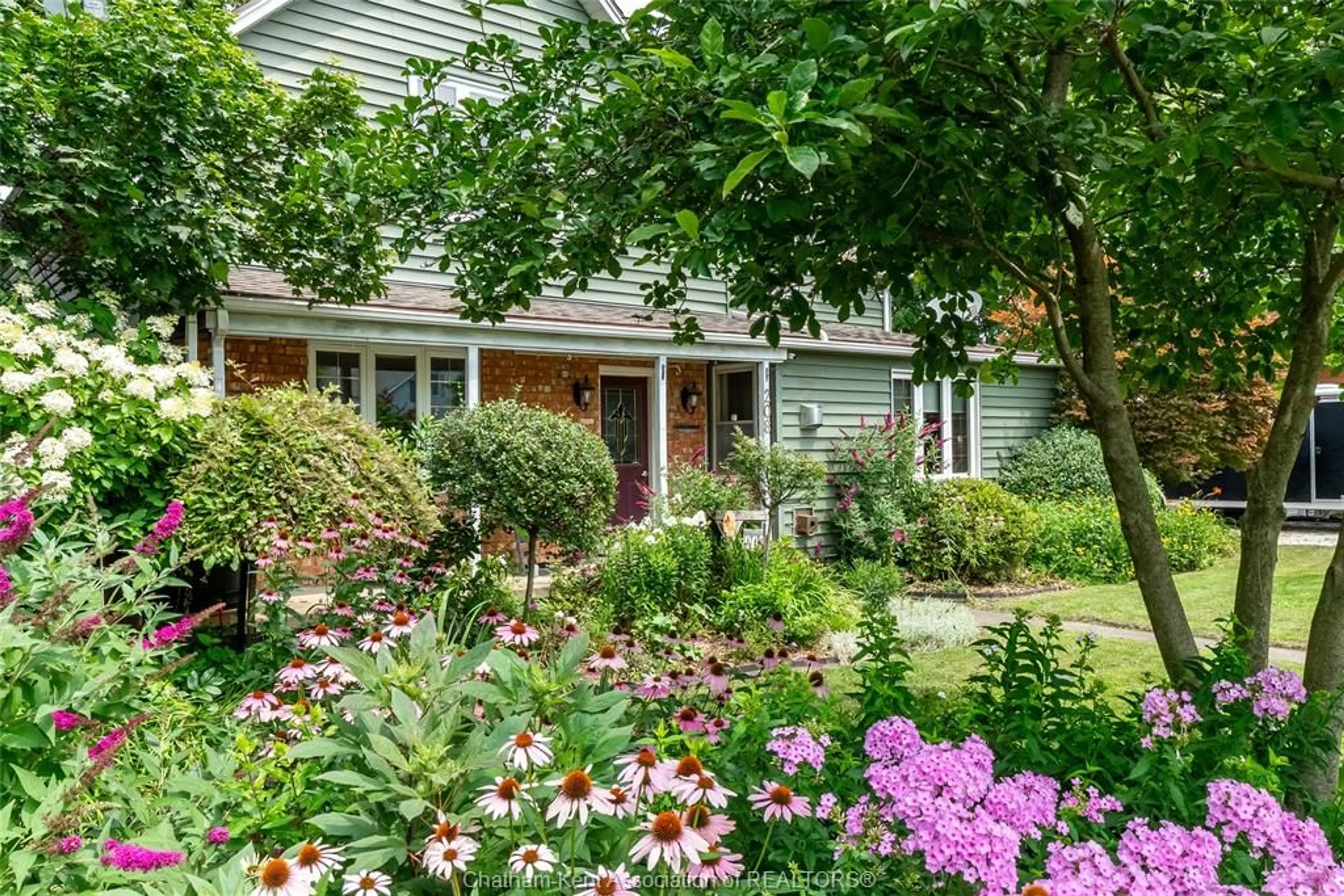 Unknown for 208 Trerice St, Dresden Ontario N0P 1M0