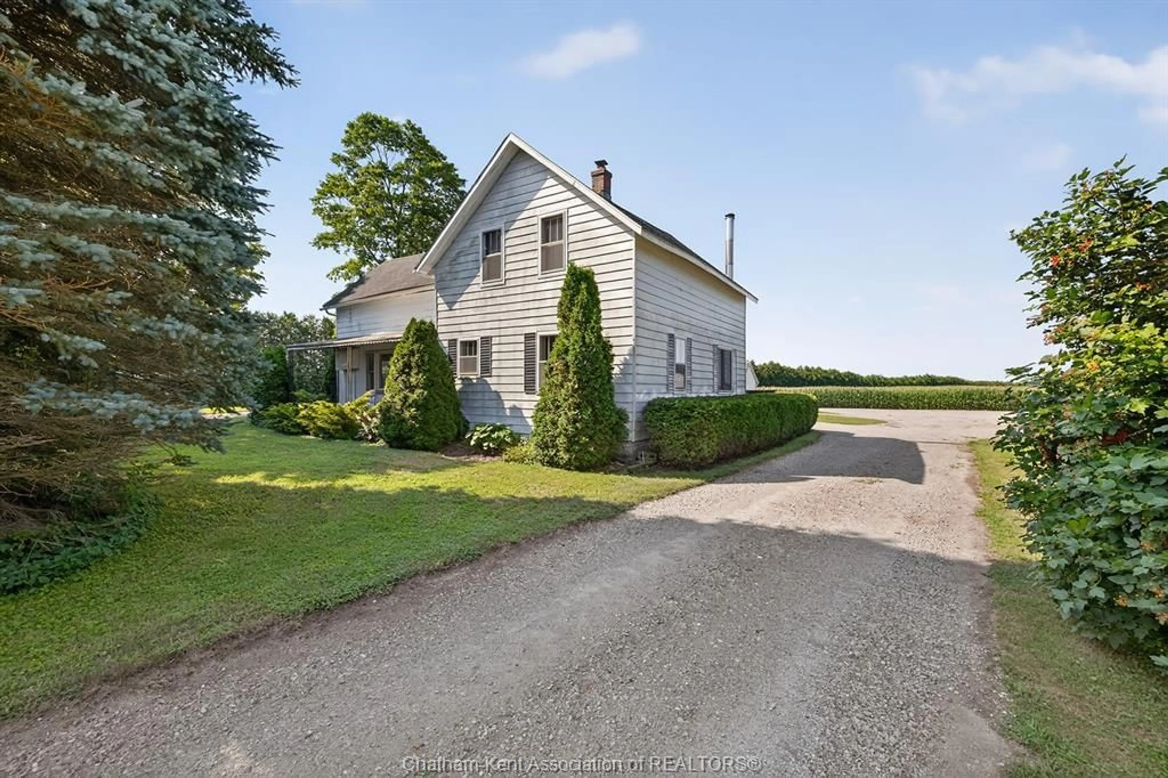 A pic from outside/outdoor area/front of a property/back of a property/a pic from drone, street for 20068 Bury Rd, Highgate Ontario N0P 1T0