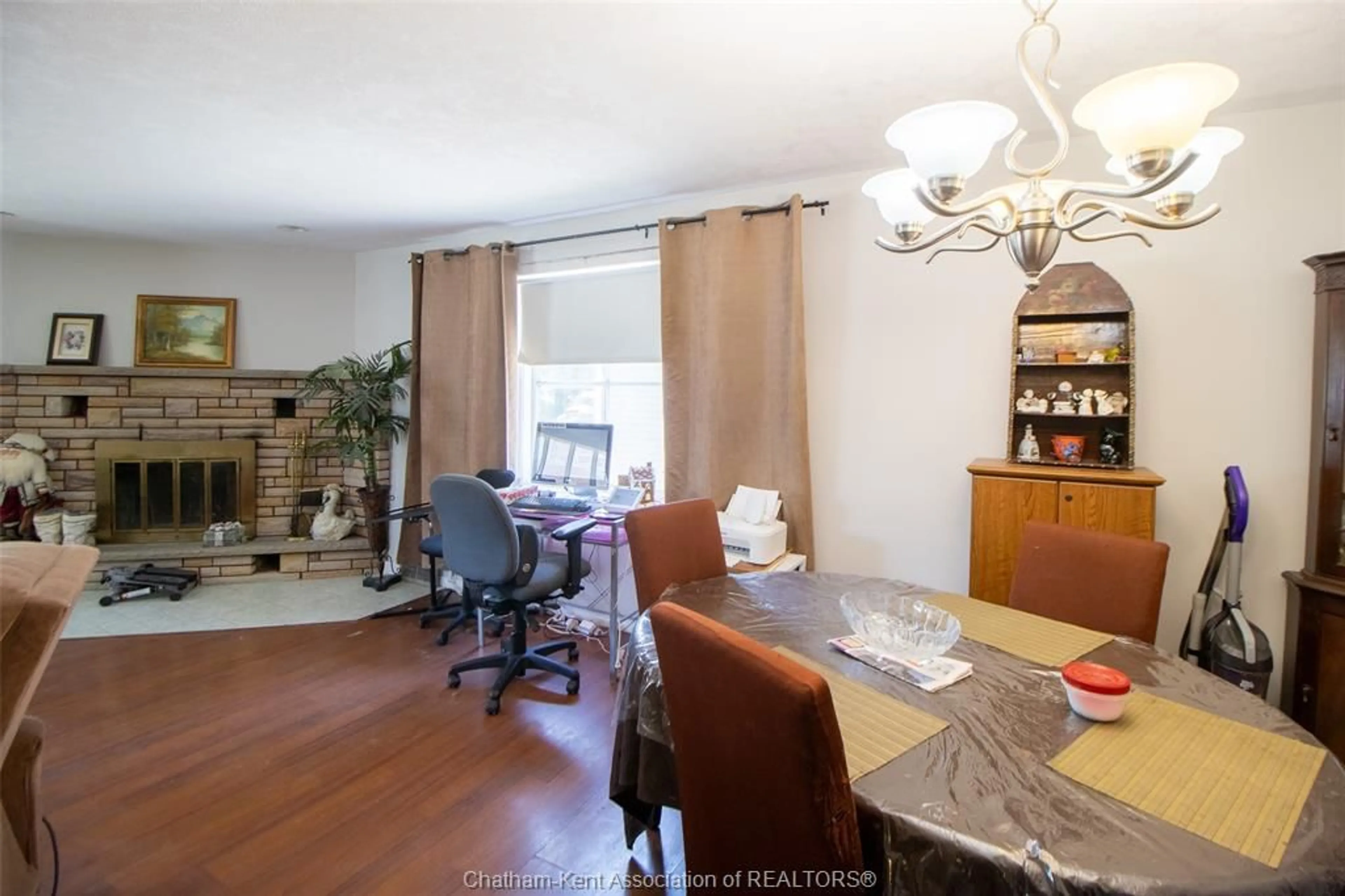 Dining room, unknown for 273 GRAND Ave, Chatham Ontario N7L 1W7