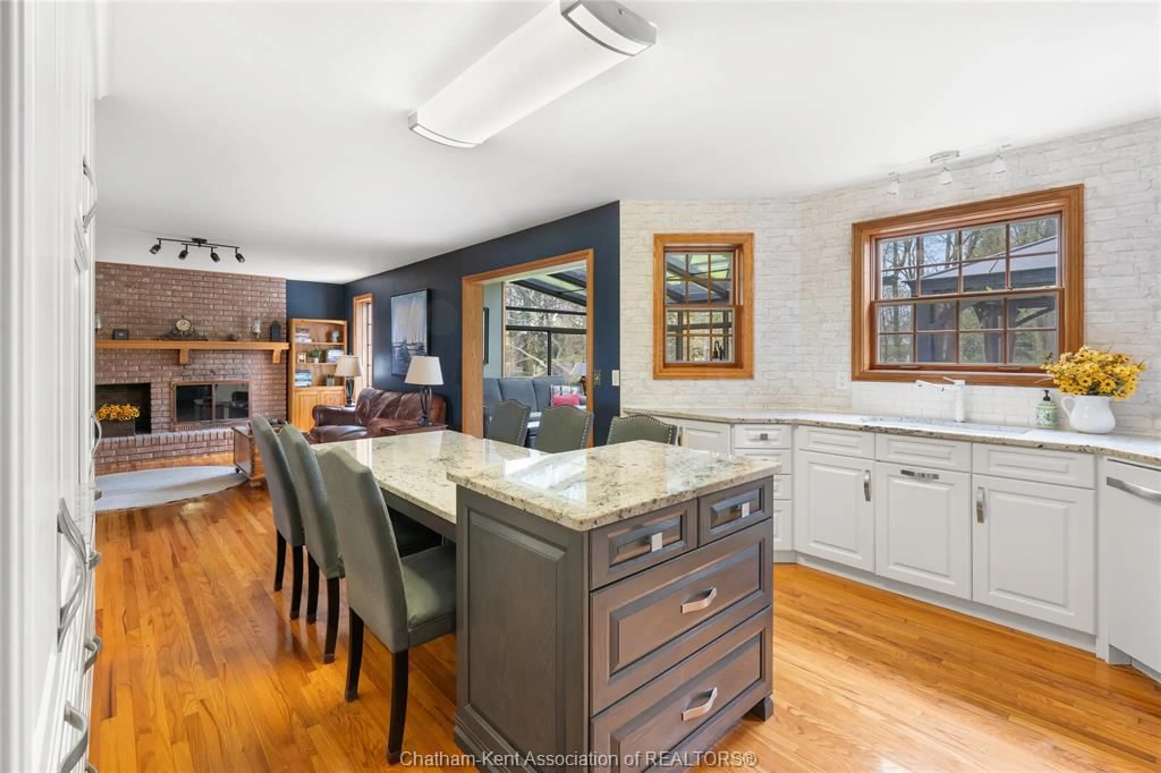 Open concept kitchen, unknown for 19196 Douglas Rd, Cedar Springs Ontario N0P 1A0