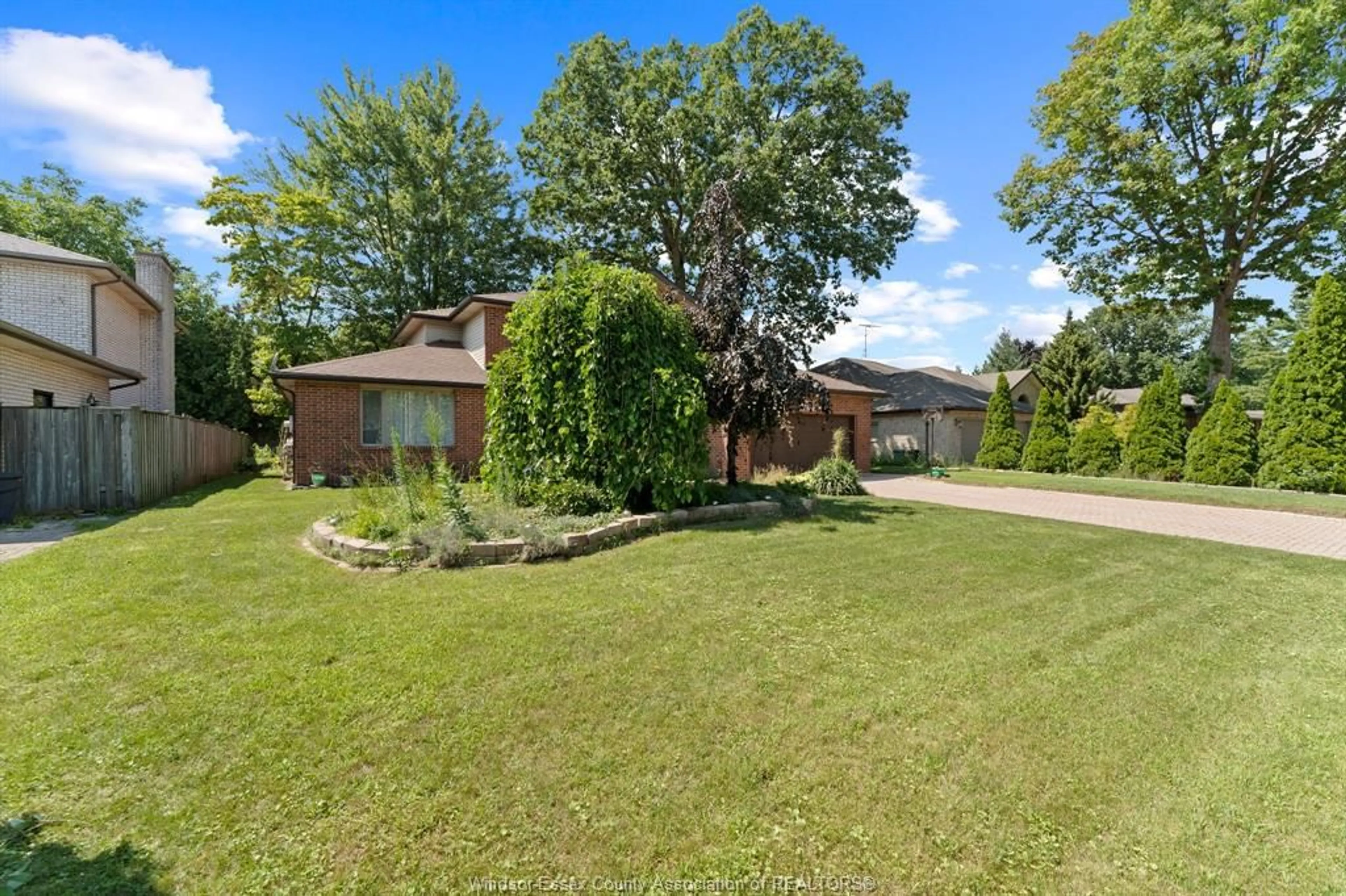 A pic from outside/outdoor area/front of a property/back of a property/a pic from drone, water/lake/river/ocean view for 5753 BISHOP, LaSalle Ontario N9H 1N8