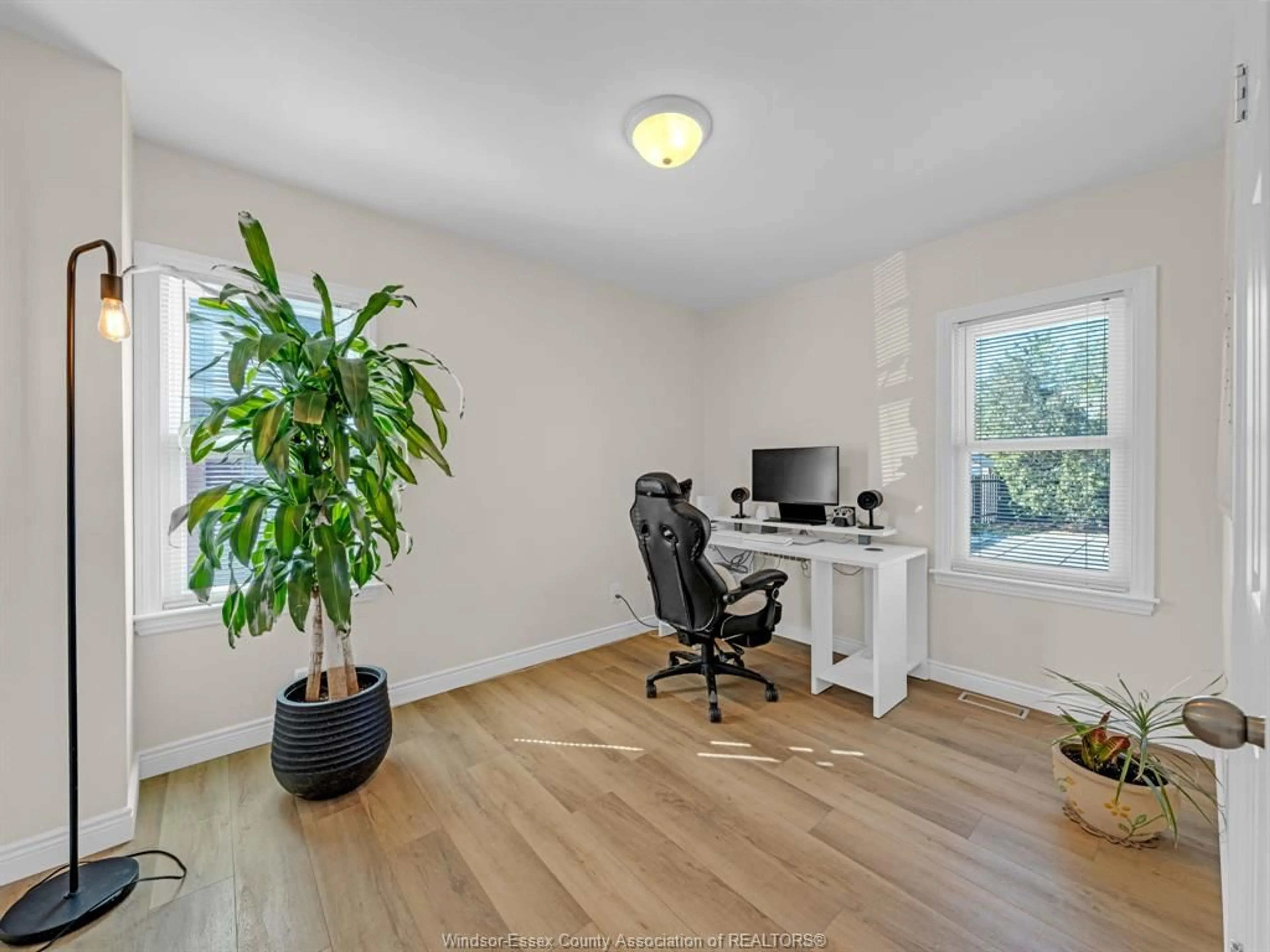 A pic of a room for 1131 FAIRVIEW Blvd, Windsor Ontario N8S 3E3