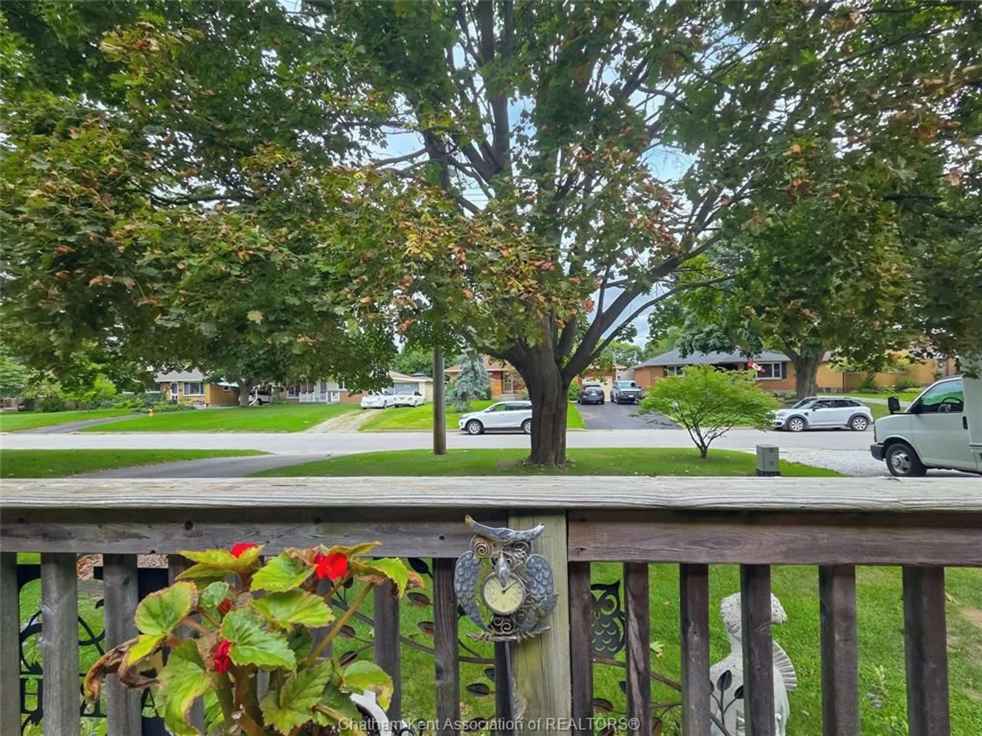 Patio, street for 26 BURTON Ave, Chatham Ontario N7M 4Z5