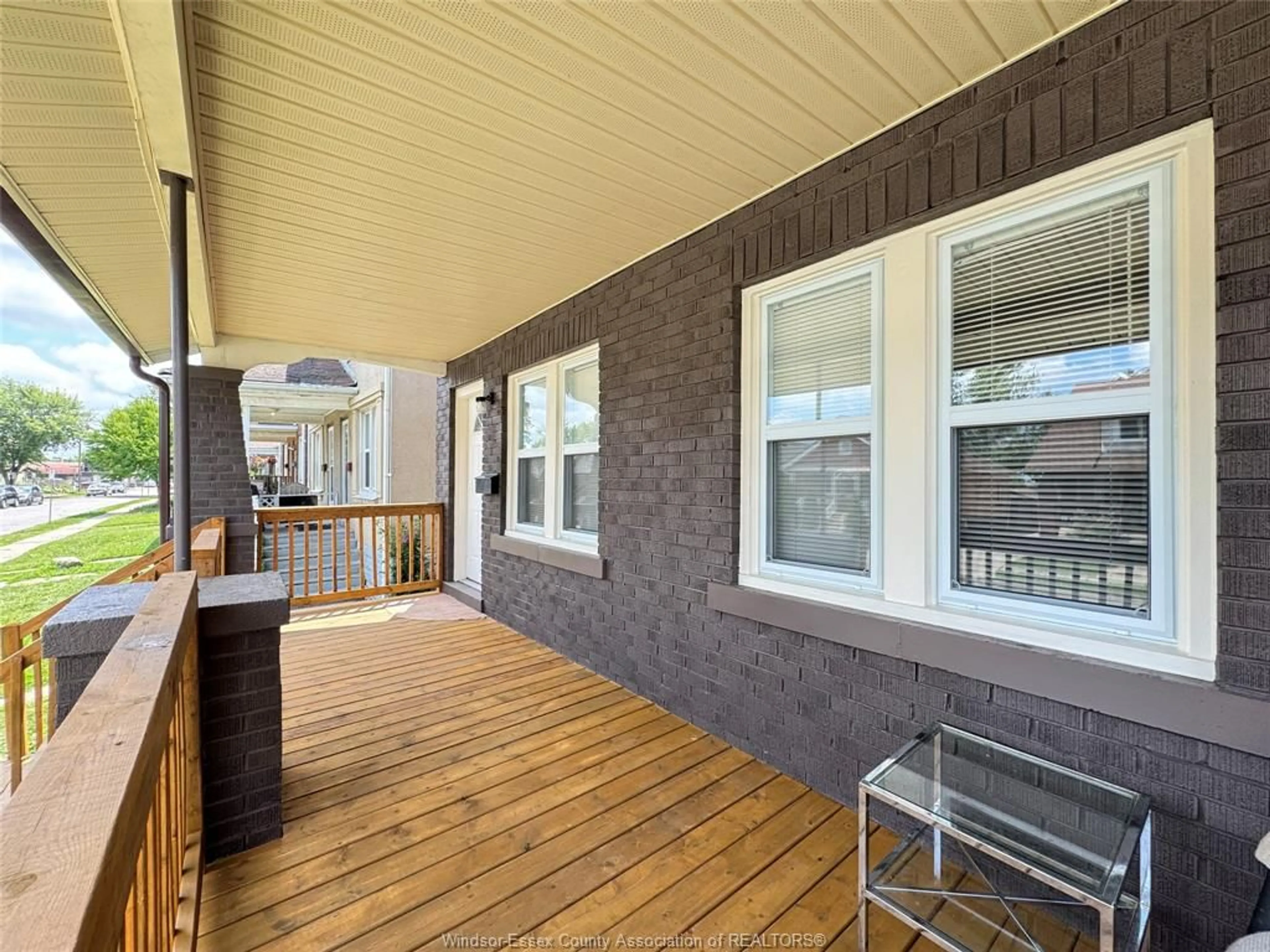 Unknown for 1535 LILLIAN Ave, Windsor Ontario N8X 4A9