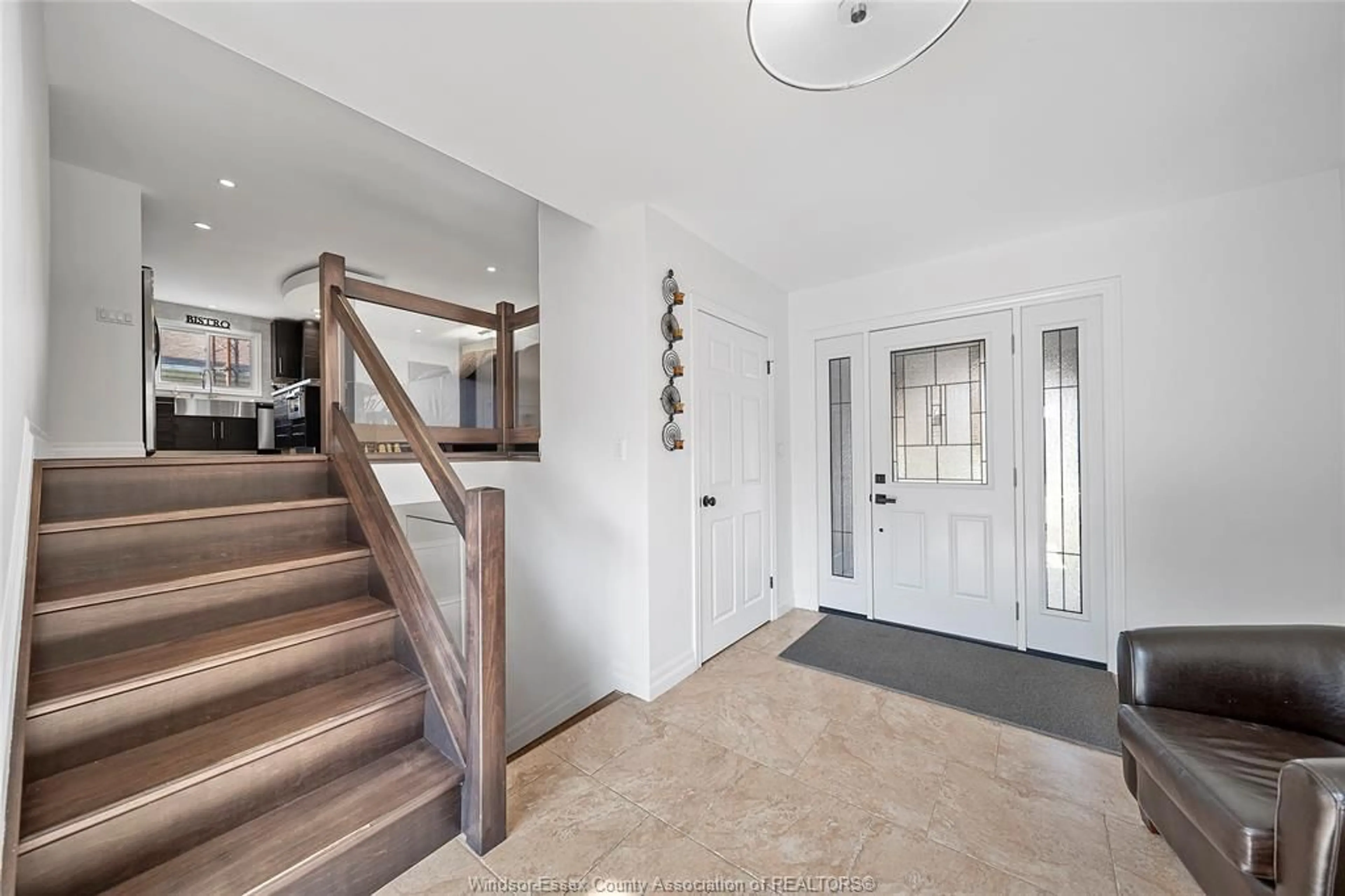 Indoor entryway for 18 Debergh Ave, Leamington Ontario N8H 4S9