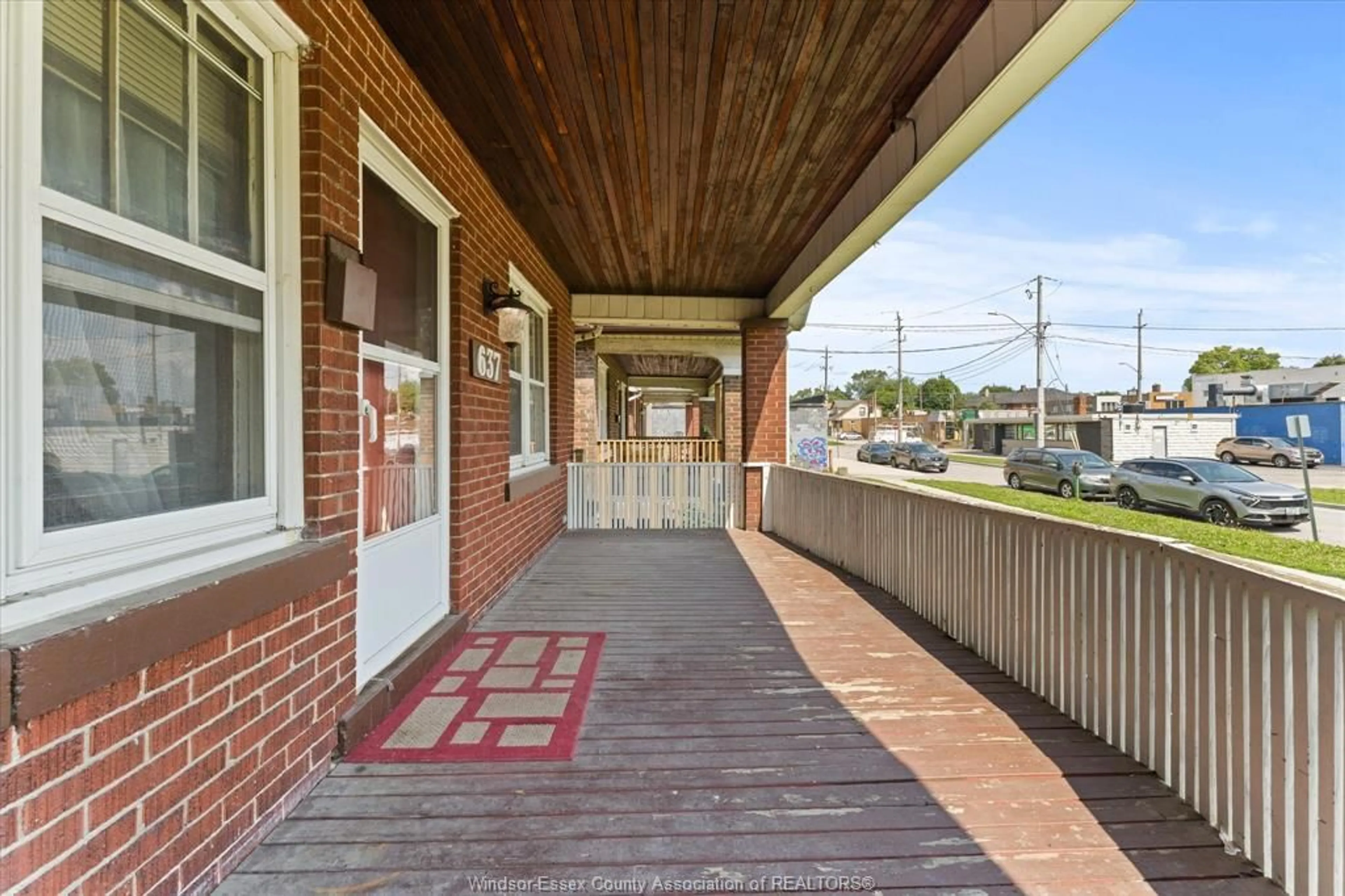 Patio, street for 637 Rankin, Windsor Ontario N9B 2R8
