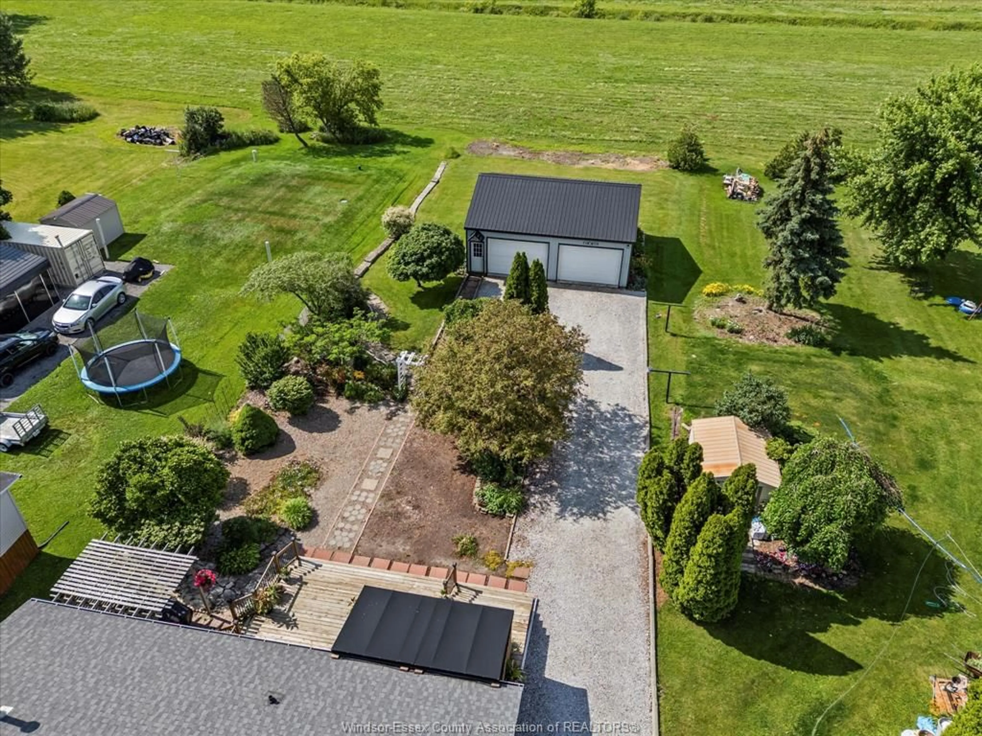 A pic from outside/outdoor area/front of a property/back of a property/a pic from drone, unknown for 640 County Road 8, Leamington Ontario N0P 2J0