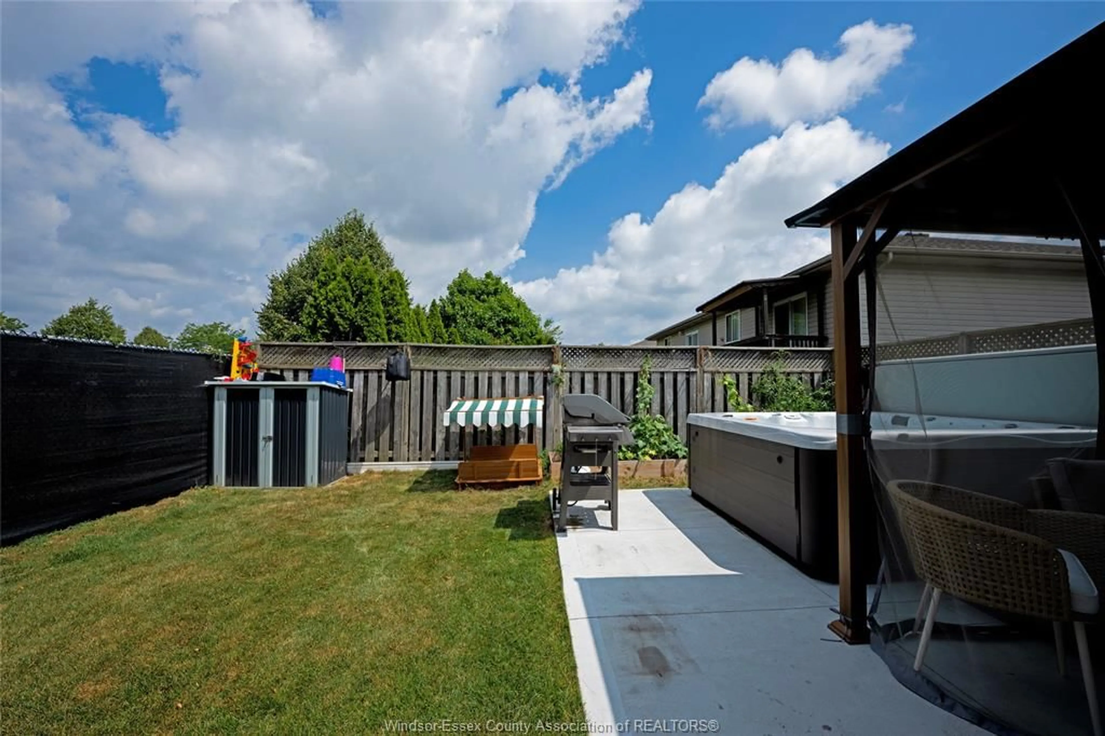 Patio, unknown for 4574 TUMBLEWEED Cres, Windsor Ontario N9G 3C2