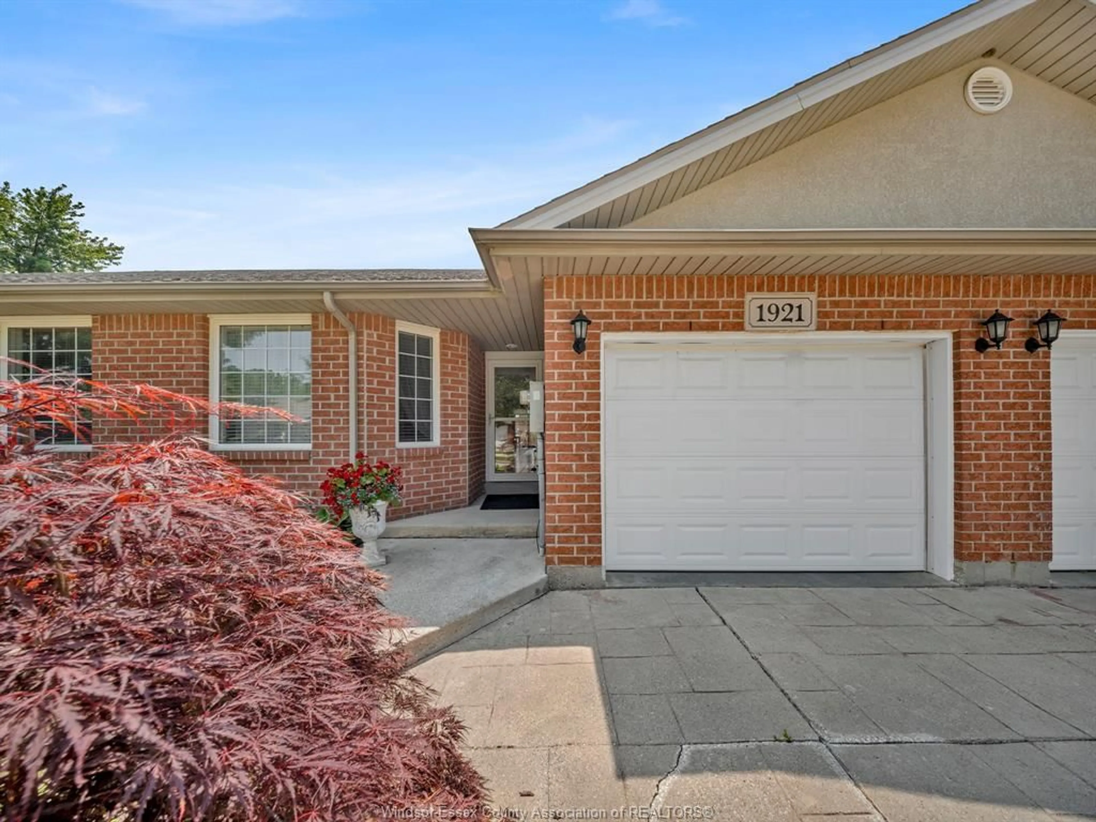 Home with brick exterior material, street for 1921 QUESTA, Windsor Ontario N8P 1M5