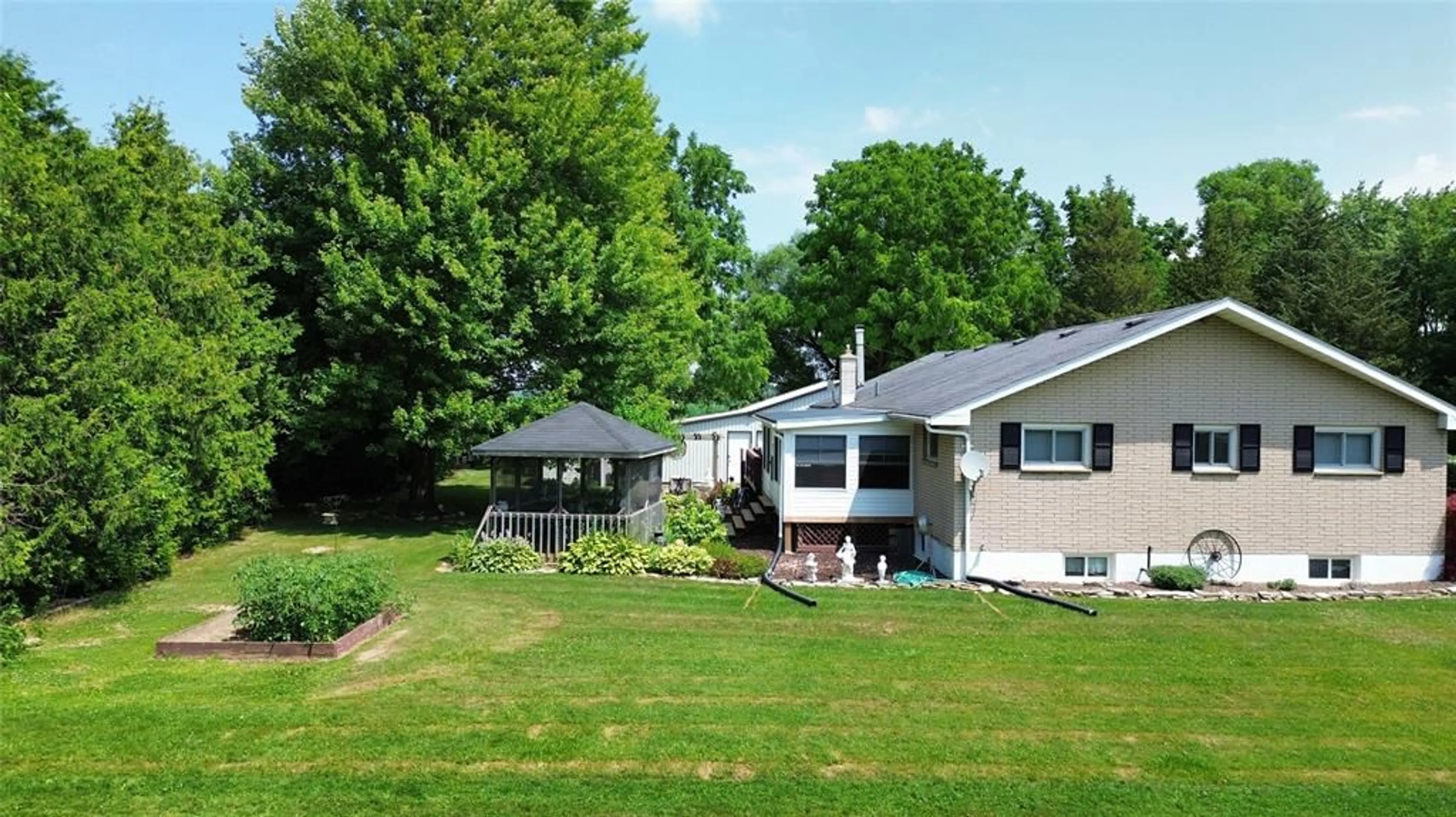 Unknown for 29422 DAWN VALLEY Rd, Tupperville Ontario N0P 2M0