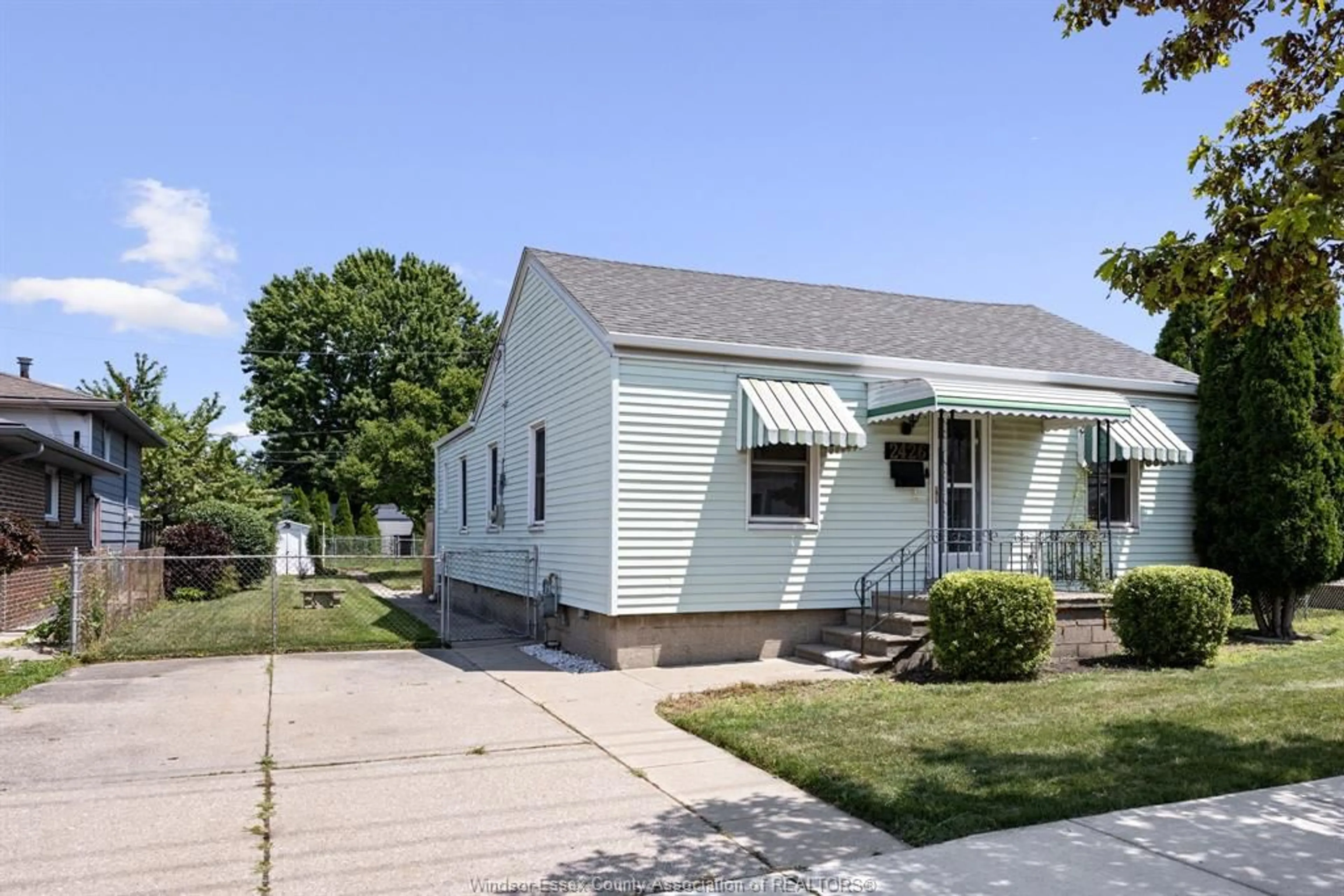 Home with vinyl exterior material, street for 2426 MERCER St, Windsor Ontario N8X 3R5