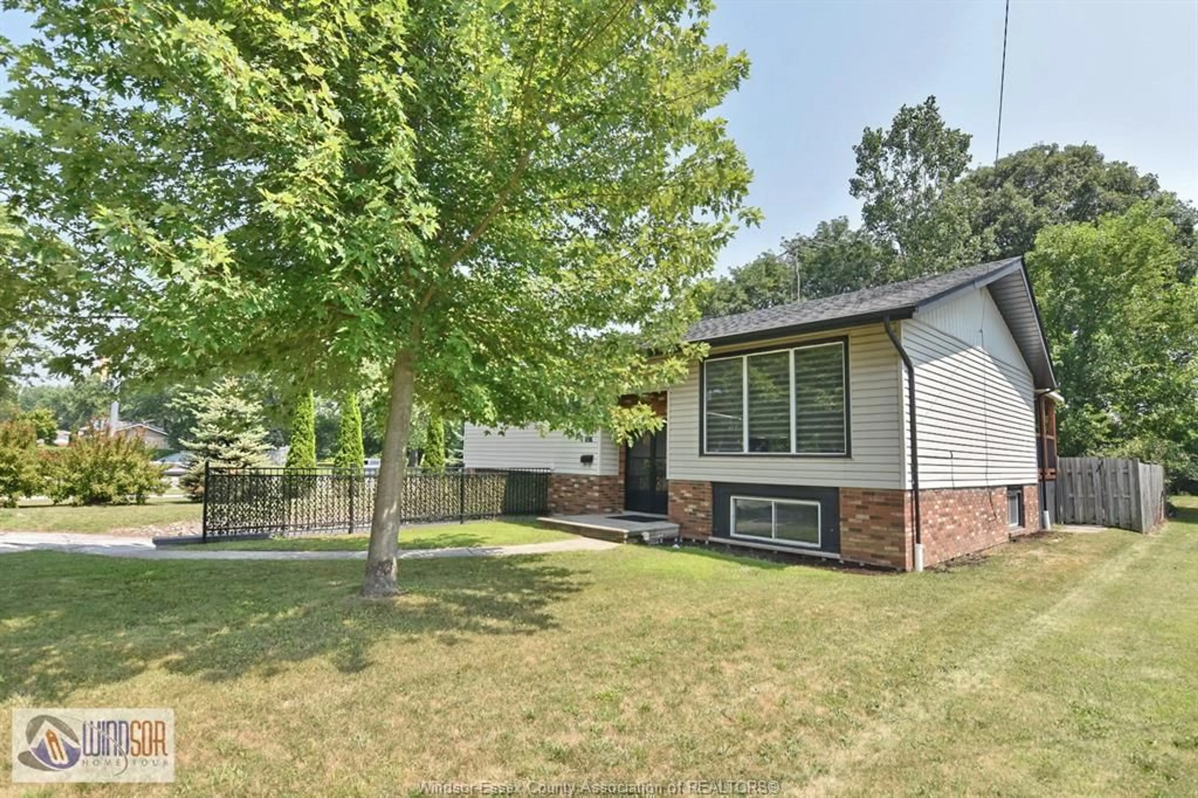 Unknown for 6916 MALDEN Rd, LaSalle Ontario N9J 2T5