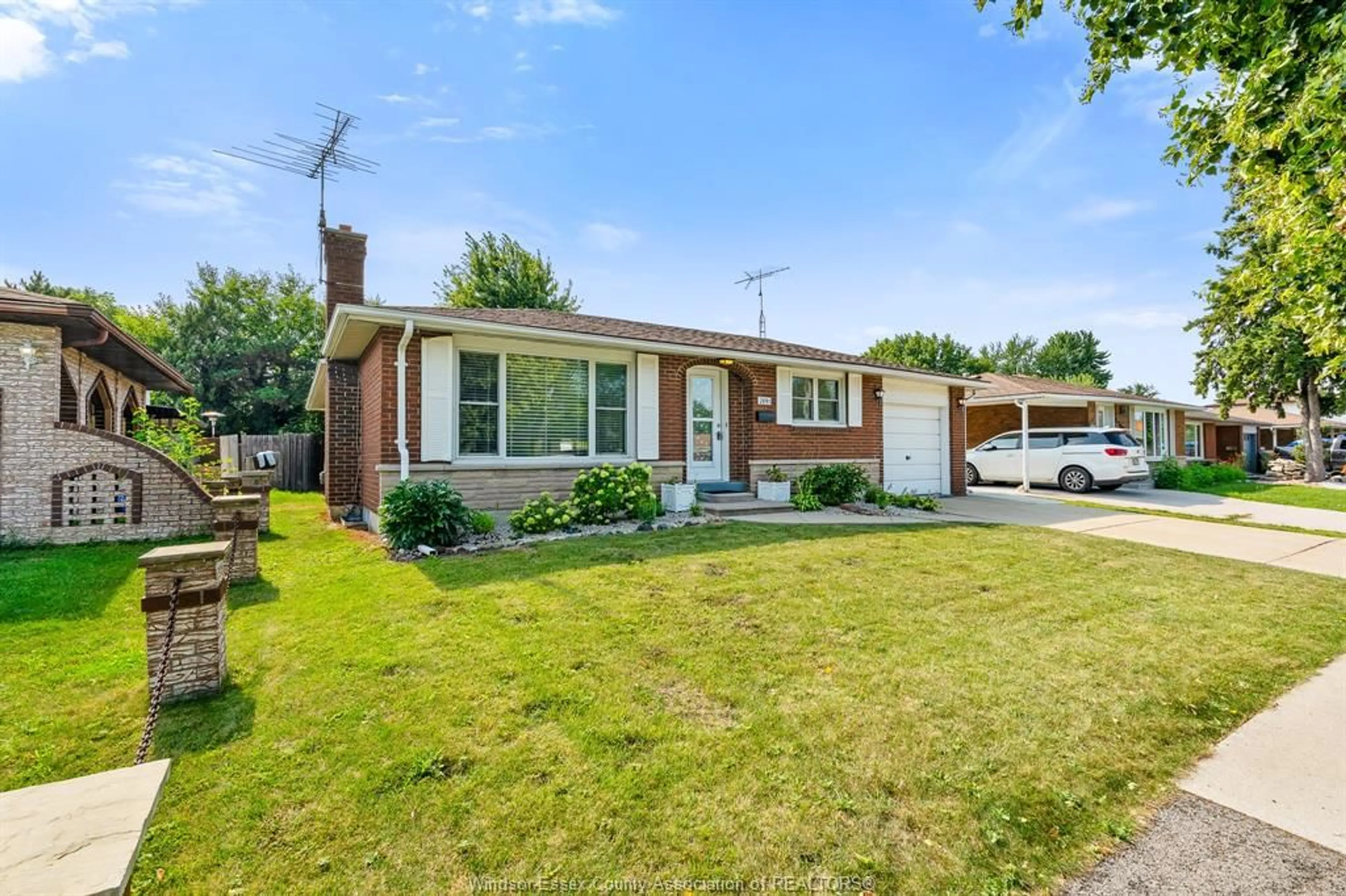 Home with brick exterior material, street for 2891 FOREST GLADE Dr, Windsor Ontario N8R 1L4