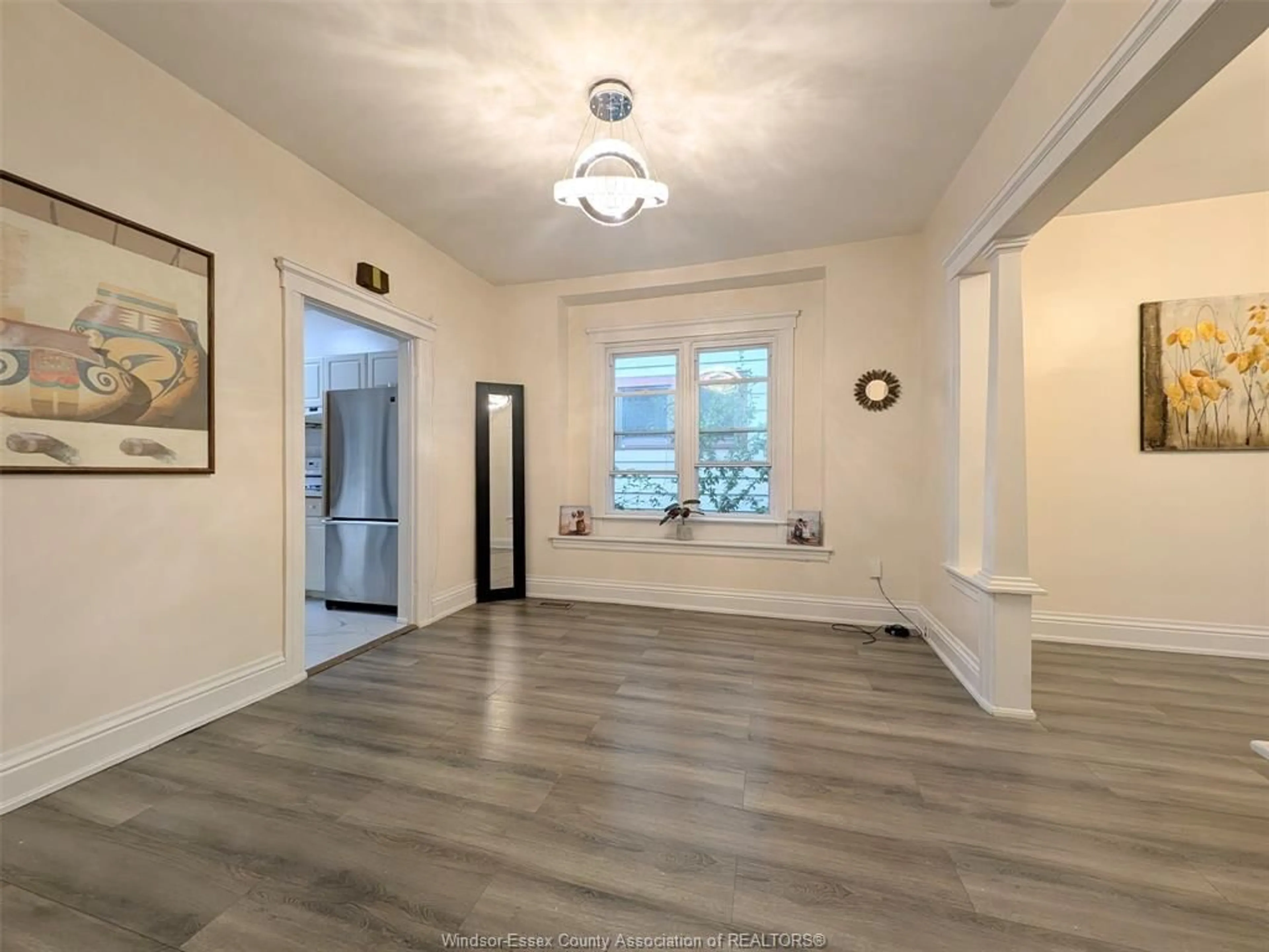Unknown for 487 ELM Ave, Windsor Ontario N9A 5H2