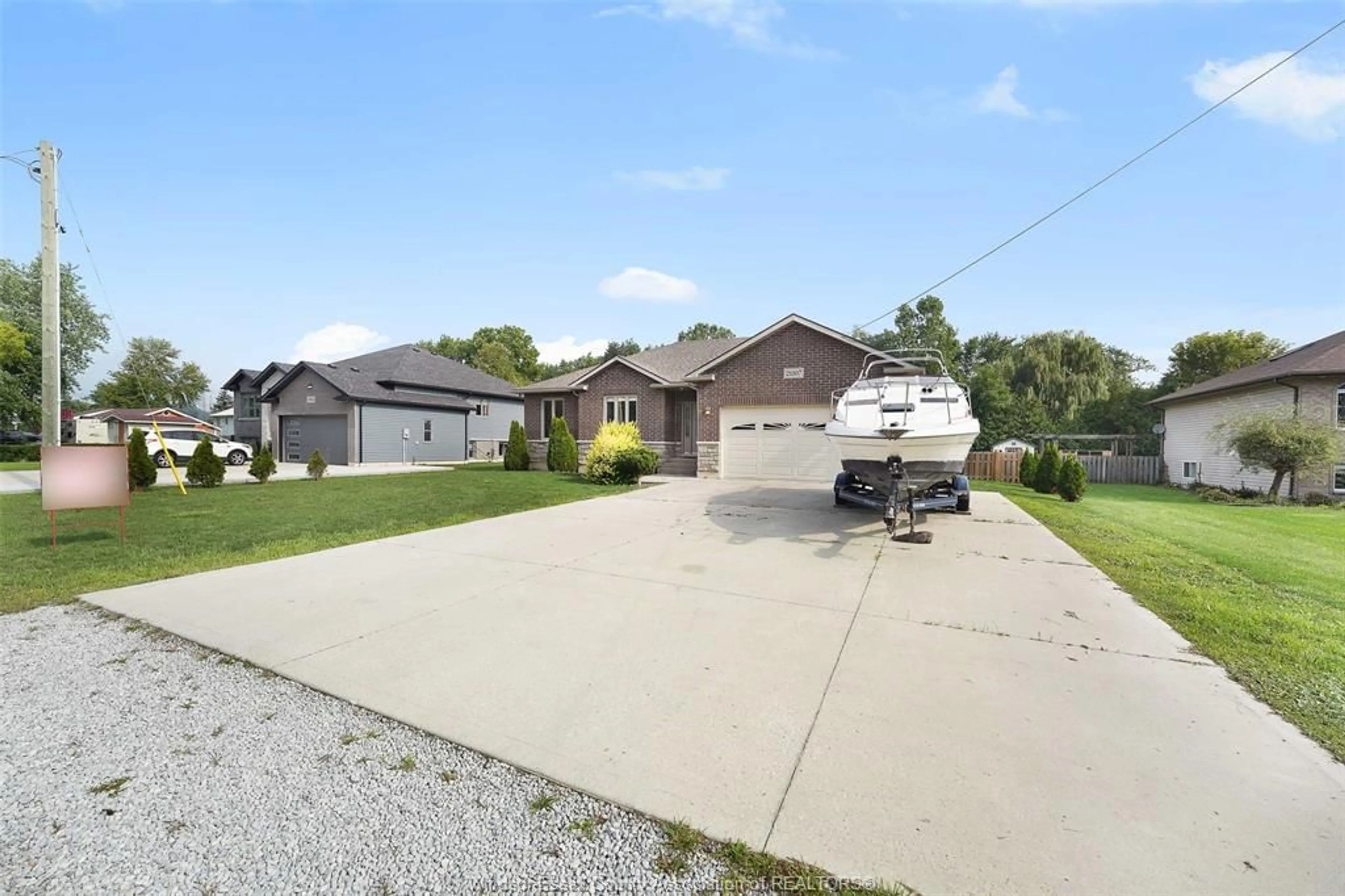 A pic from outside/outdoor area/front of a property/back of a property/a pic from drone, street for 21107 MCLEAN Rd, Wheatley Ontario N0P 2P0
