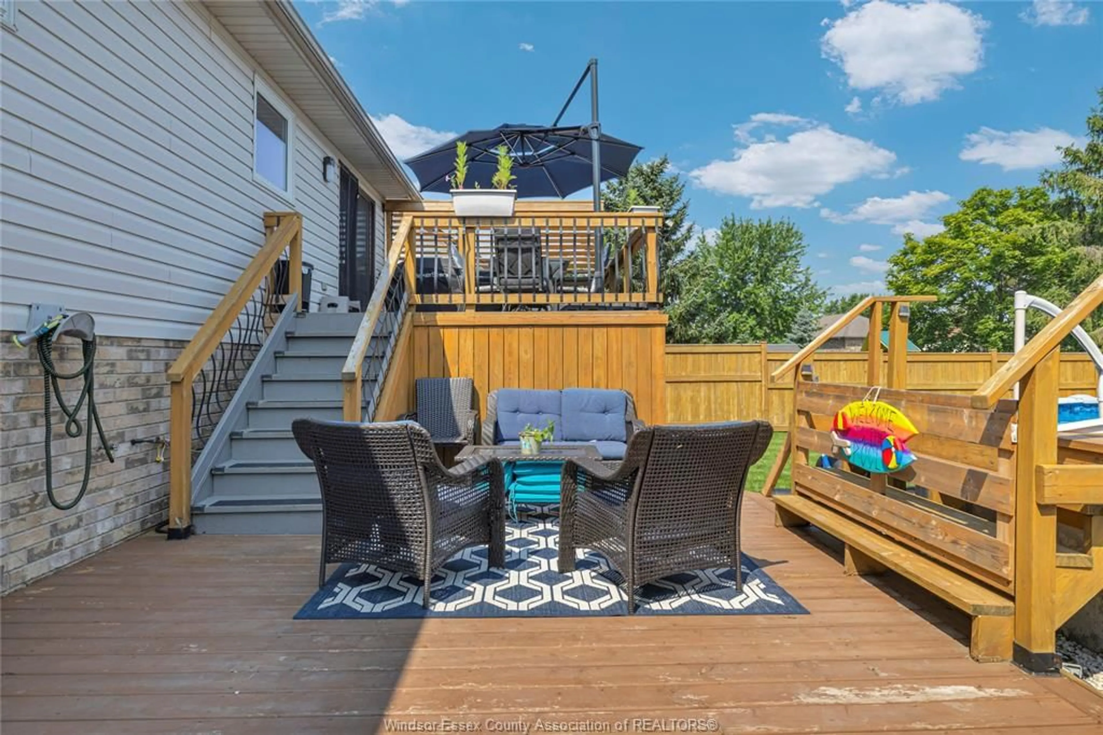 Patio, unknown for 1596 WHITEWOOD Dr, Lakeshore Ontario N0R 1A0