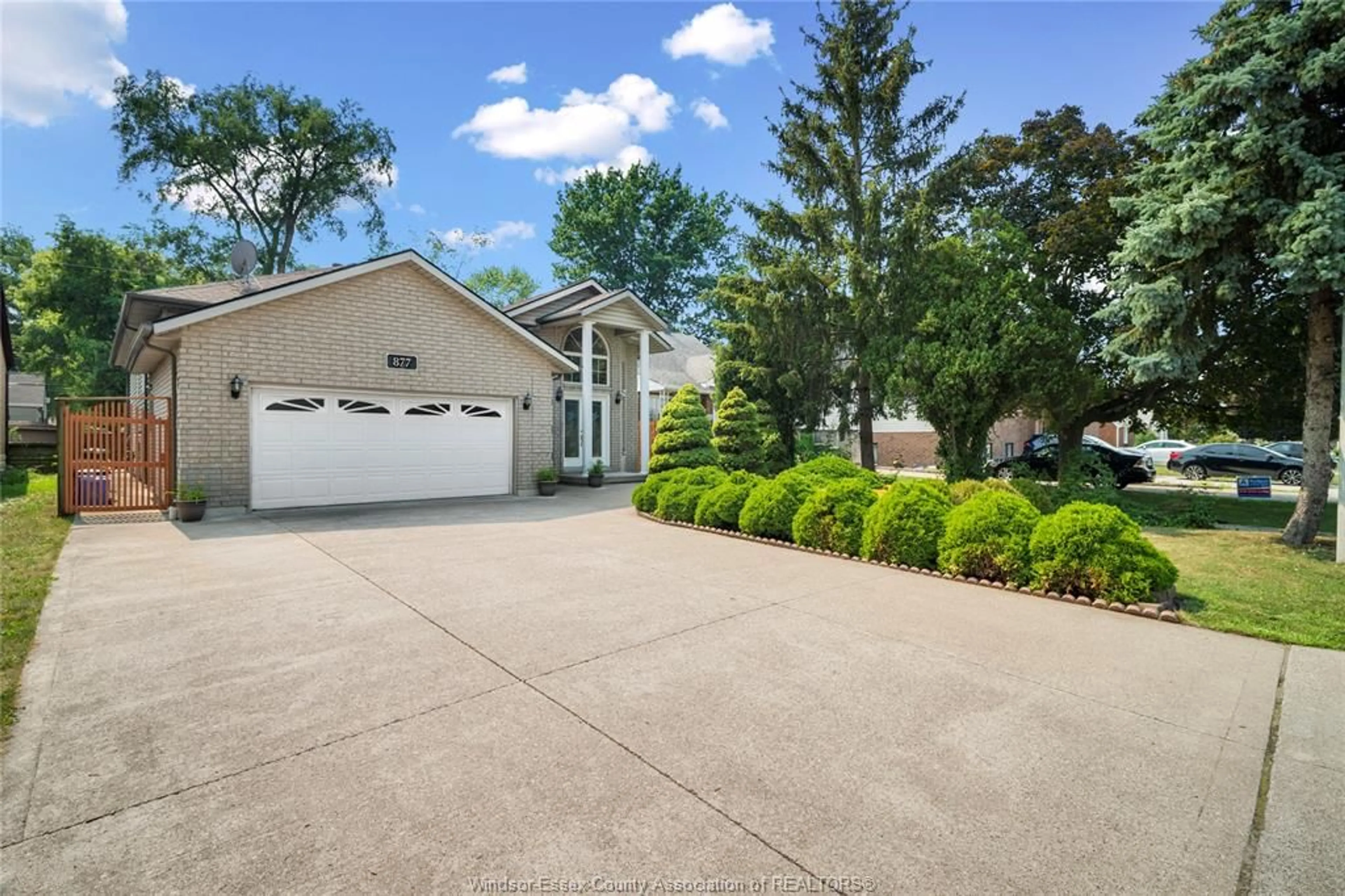 A pic from outside/outdoor area/front of a property/back of a property/a pic from drone, water/lake/river/ocean view for 877 LAUZON RD, Windsor Ontario N8S 3M4