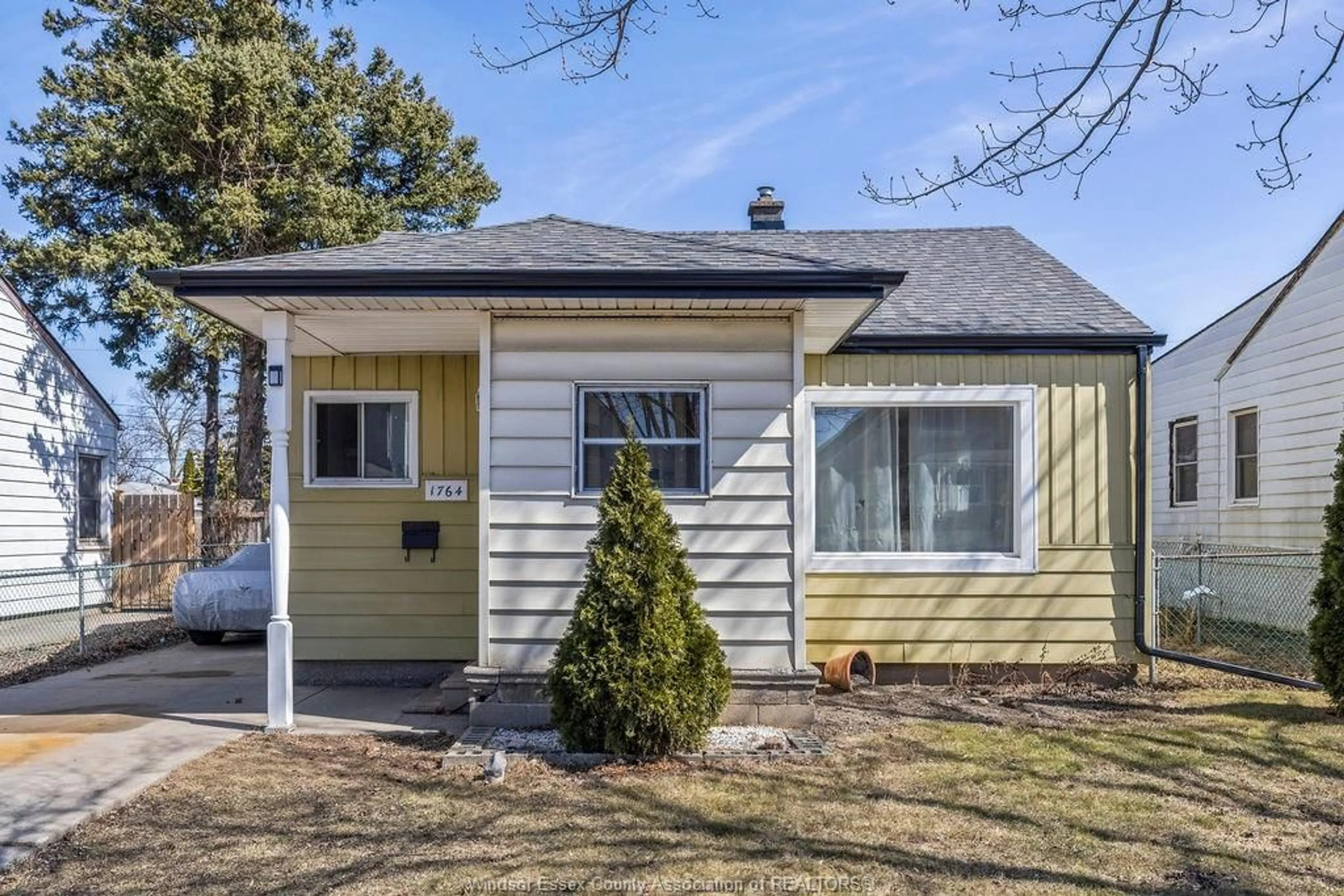 Home with vinyl exterior material, street for 1764 BENJAMIN Ave, Windsor Ontario N8X 4N6