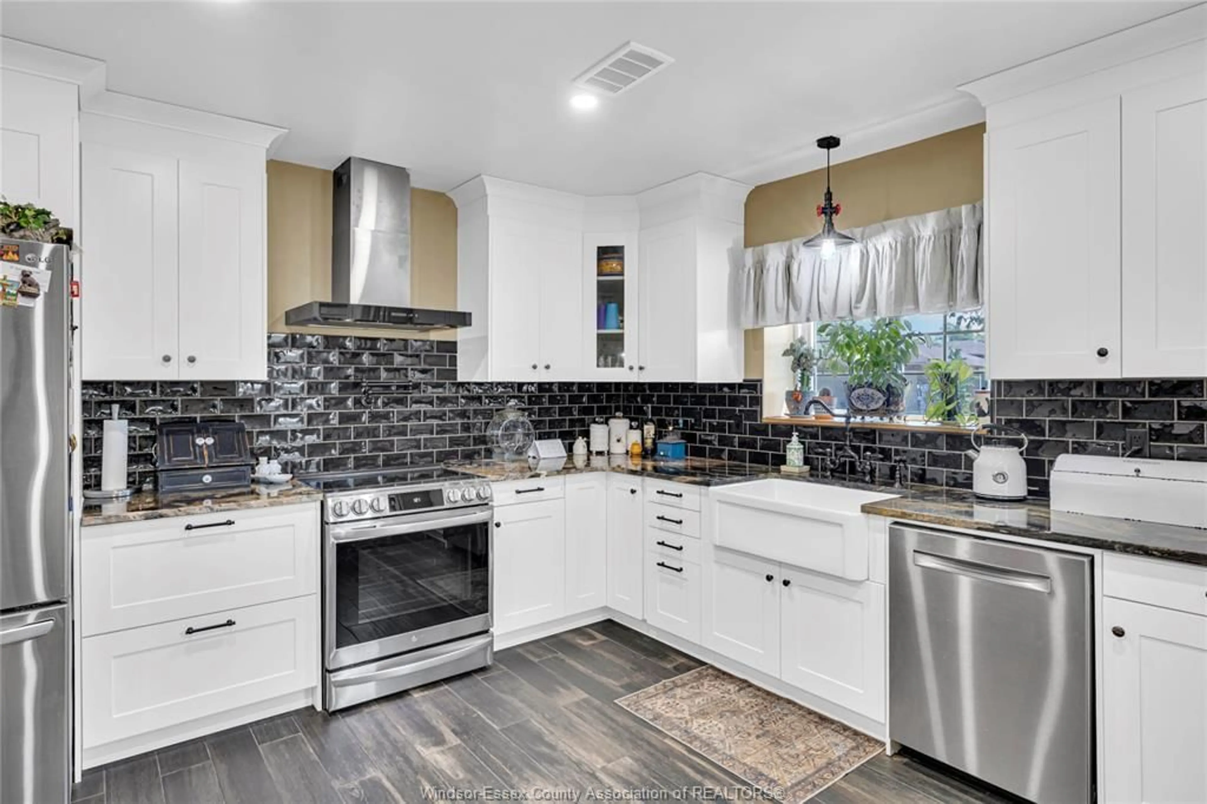Contemporary kitchen, ceramic/tile floor for 458 COUNTY RD 34, Cottam Ontario N8M 2X5