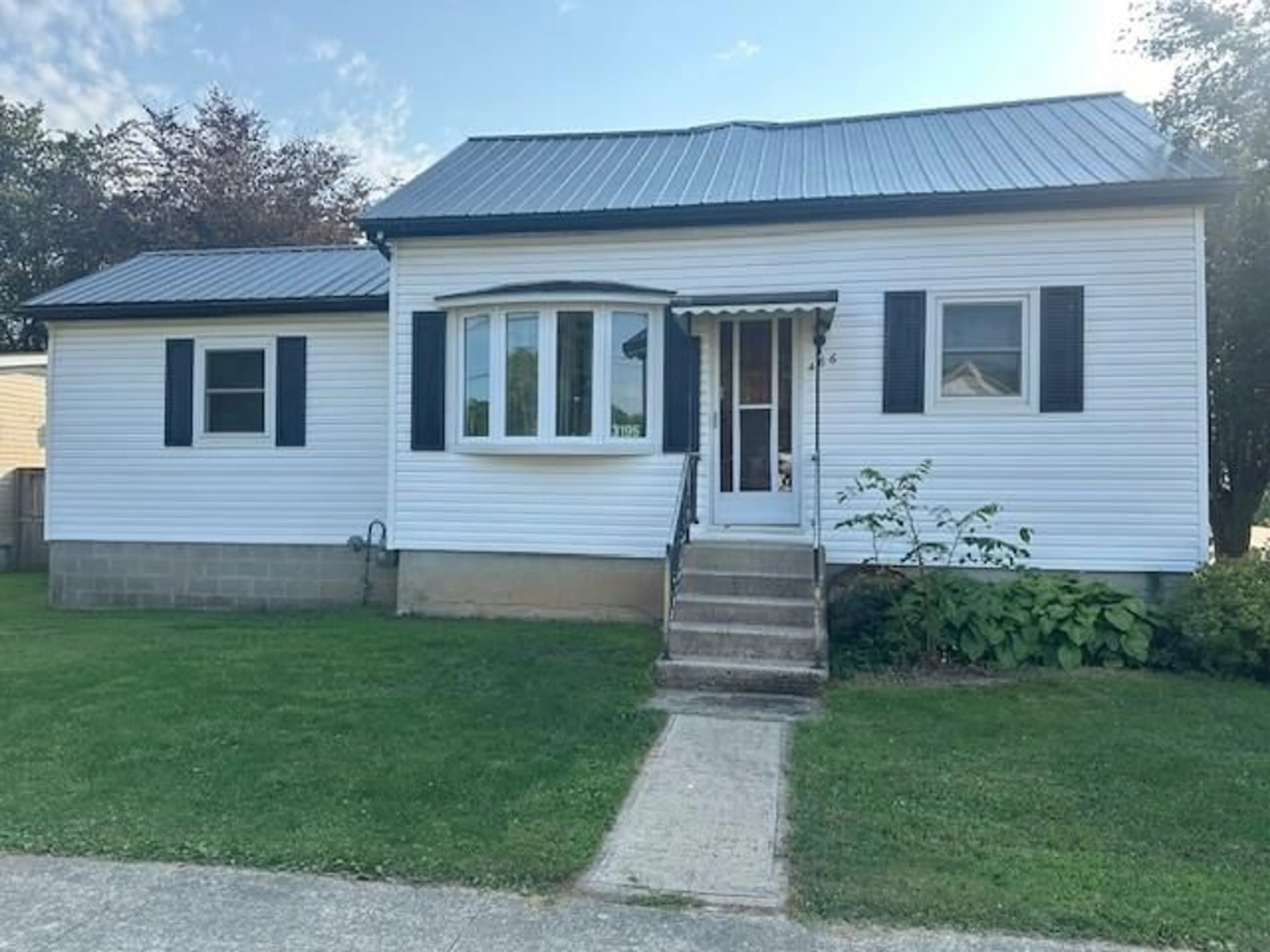 Home with vinyl exterior material, street for 3195 RIVER St, Brooke-Alvinston Ontario N0N 1A0