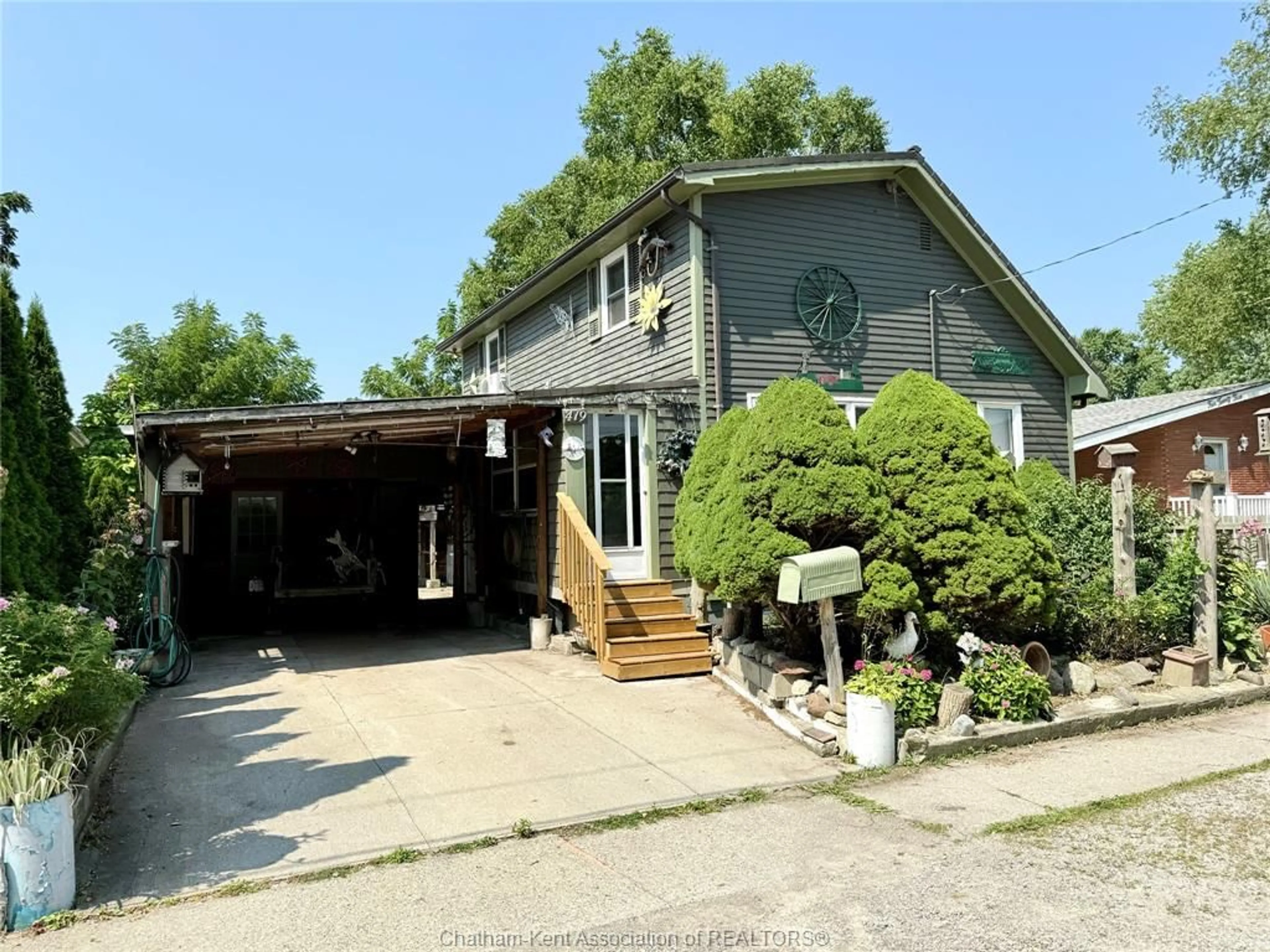 Unknown for 419 EMILY St, Wallaceburg Ontario N8A 4K4