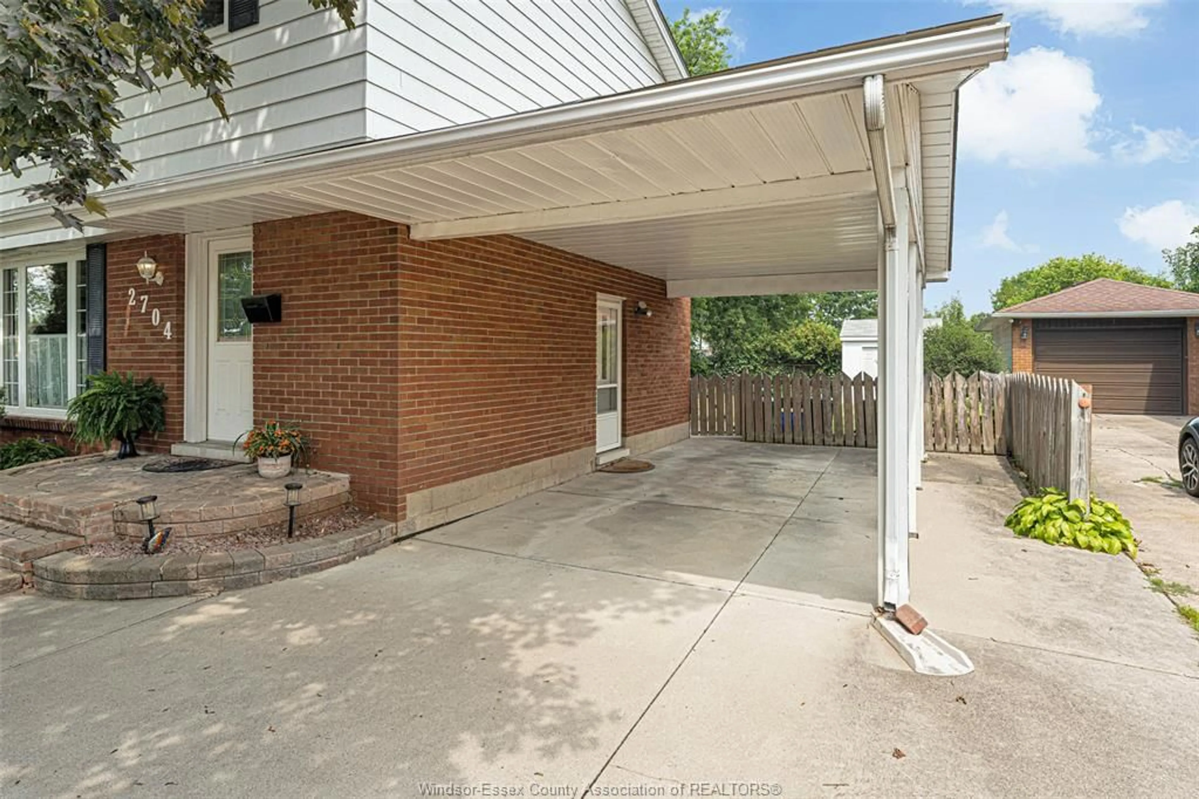 Unknown for 2704 RIVARD Ave, Windsor Ontario N8T 2H5