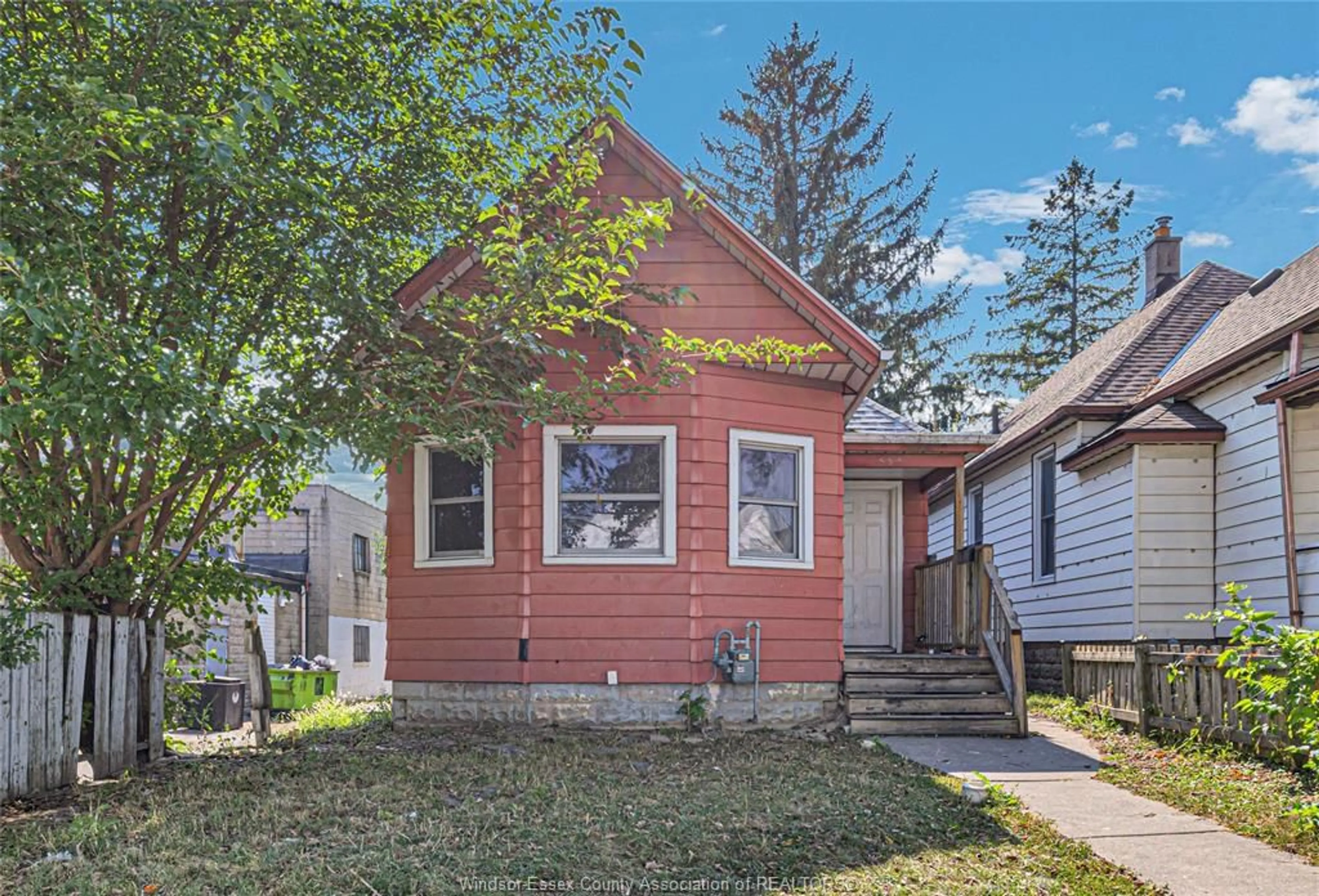 Unknown for 555 PIERRE, Windsor Ontario N9A 2K1
