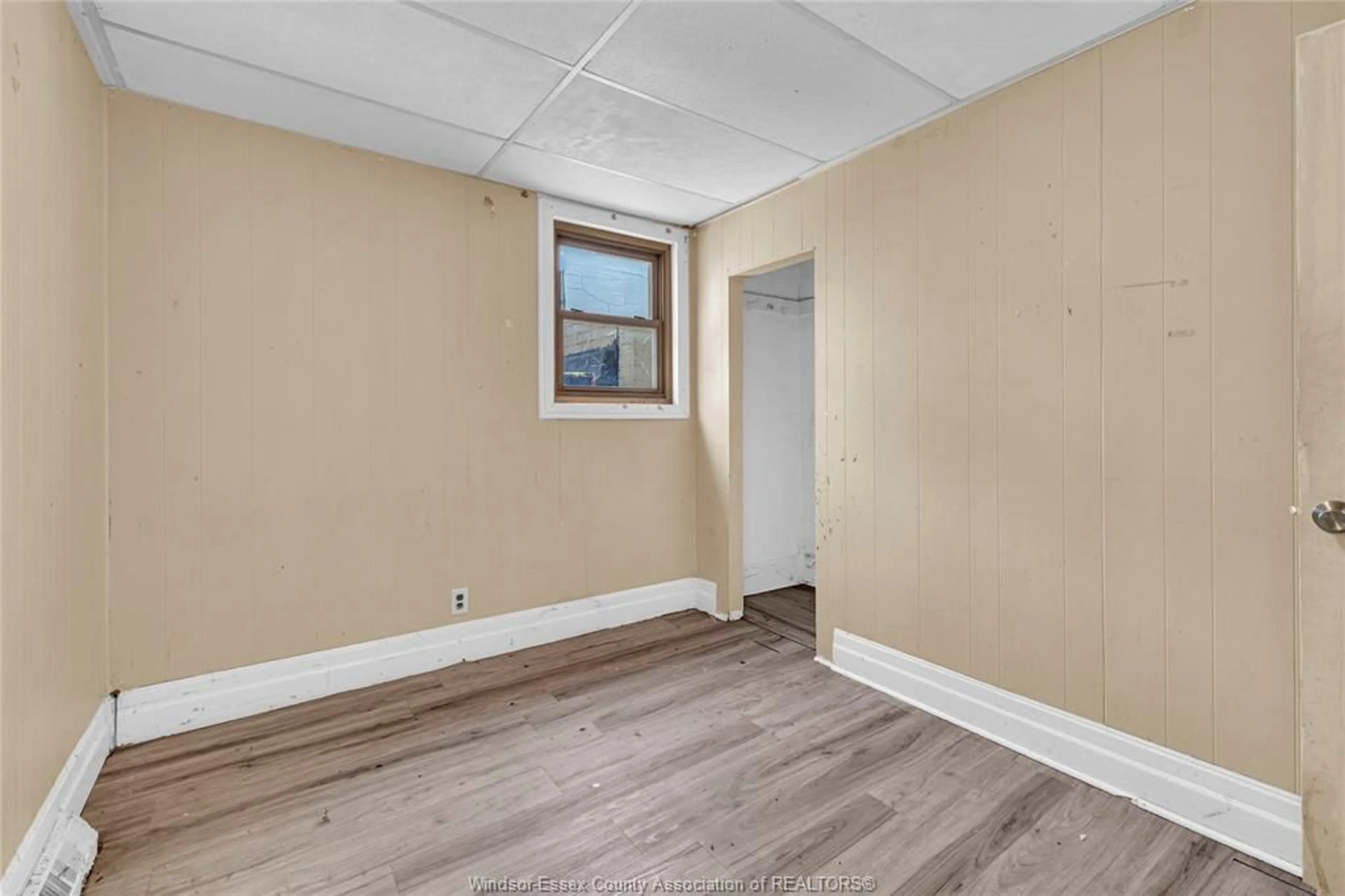 A pic of a room for 555 PIERRE, Windsor Ontario N9A 2K1