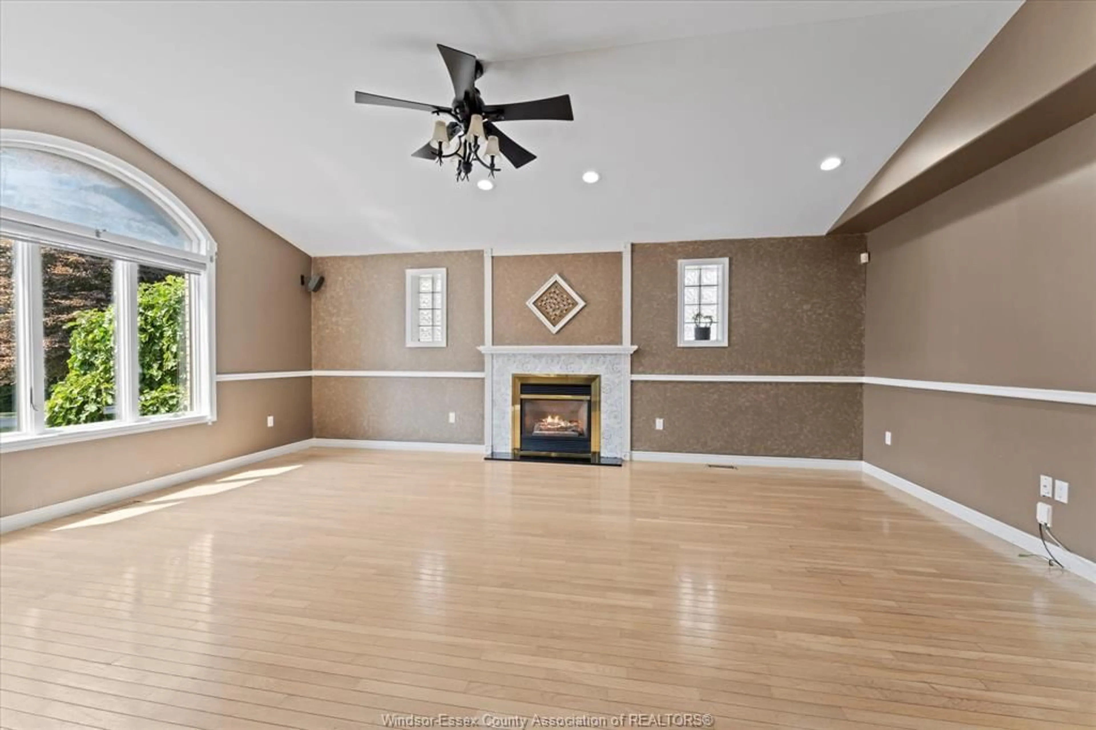 Unknown for 4648 JESSICA Way, Windsor Ontario N9G 2S4