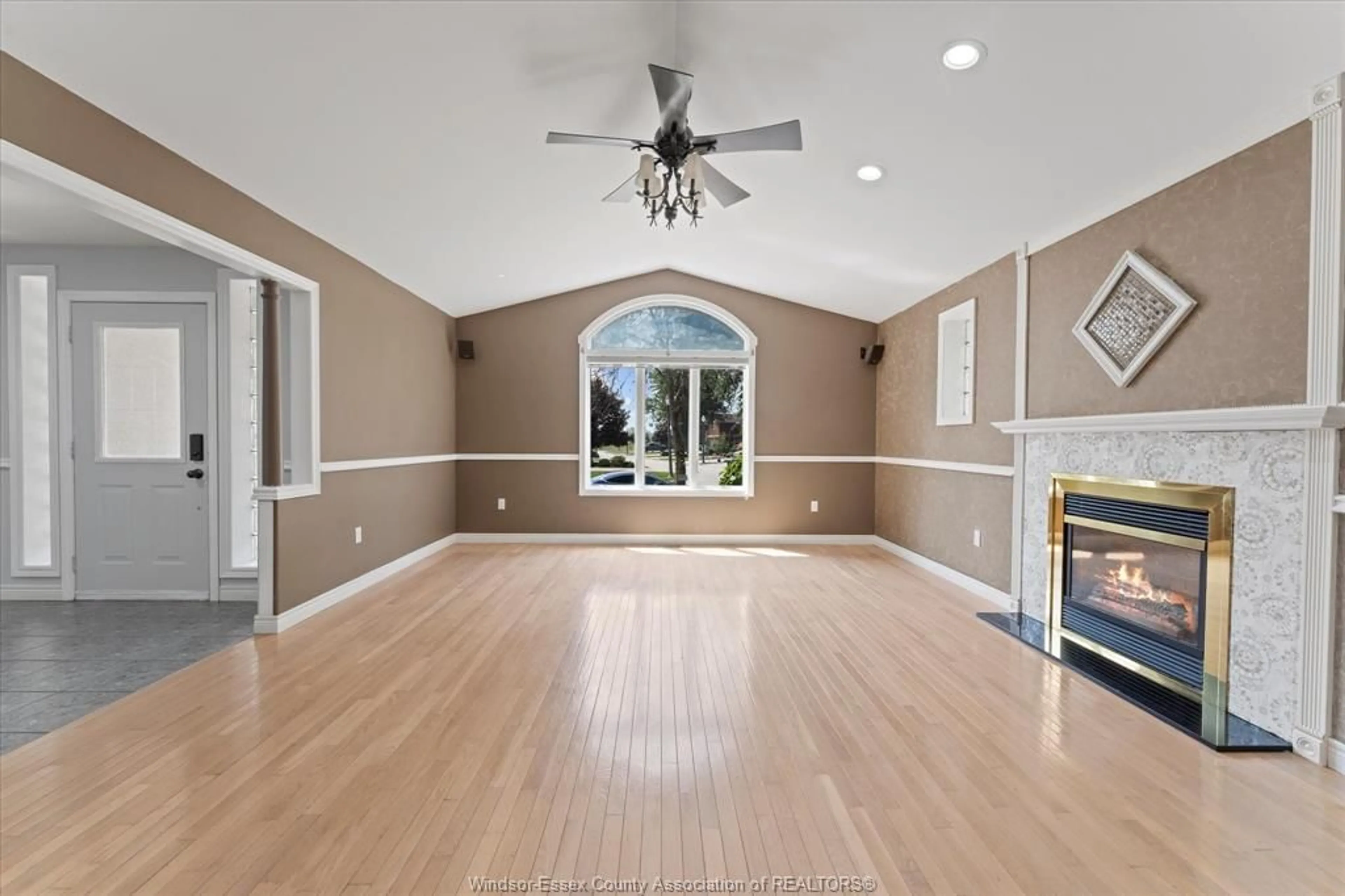 Unknown for 4648 JESSICA Way, Windsor Ontario N9G 2S4