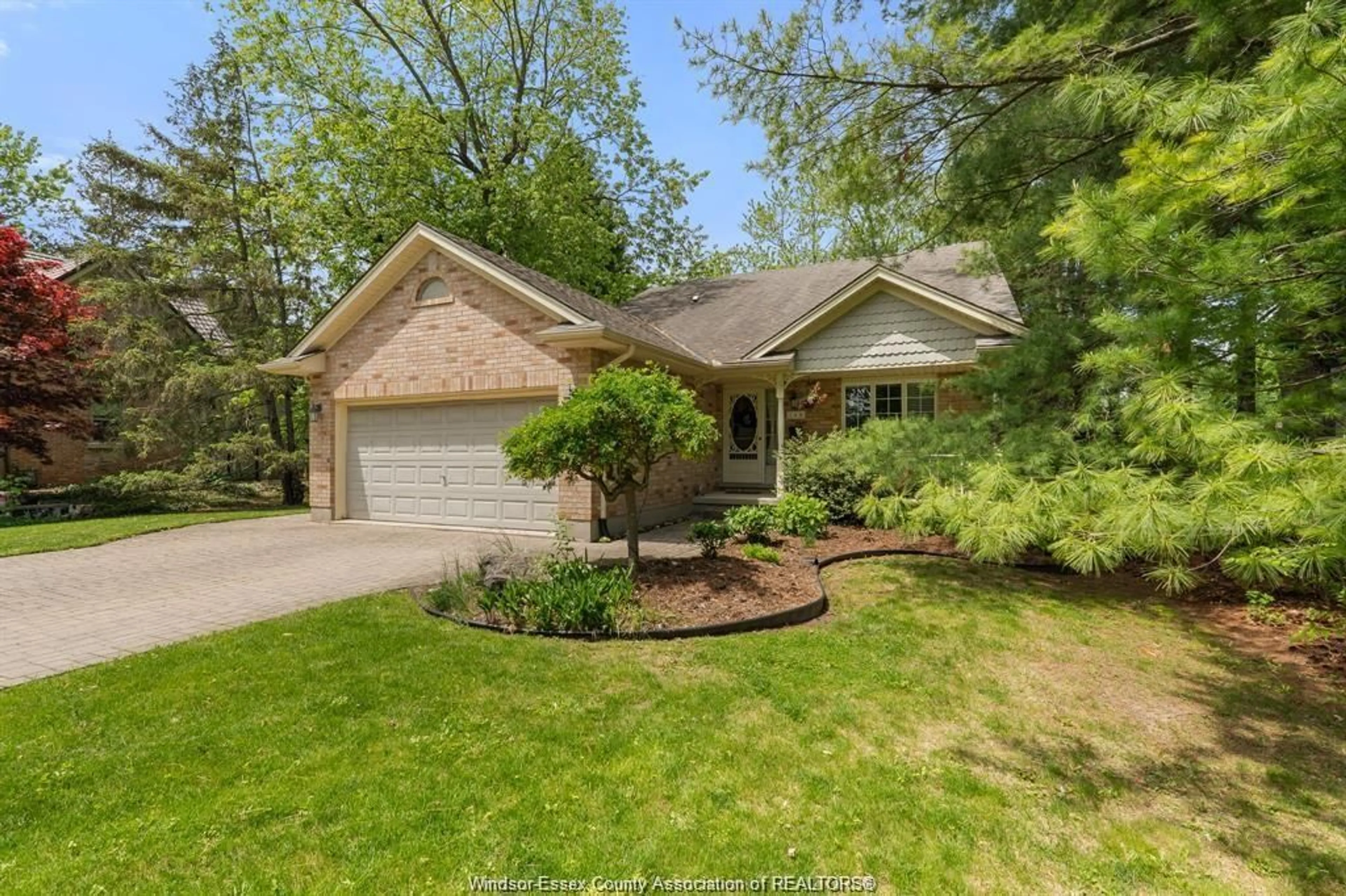 Home with brick exterior material, unknown for 149 ONTARIO, Middlesex Centre Ontario N0L 1R0