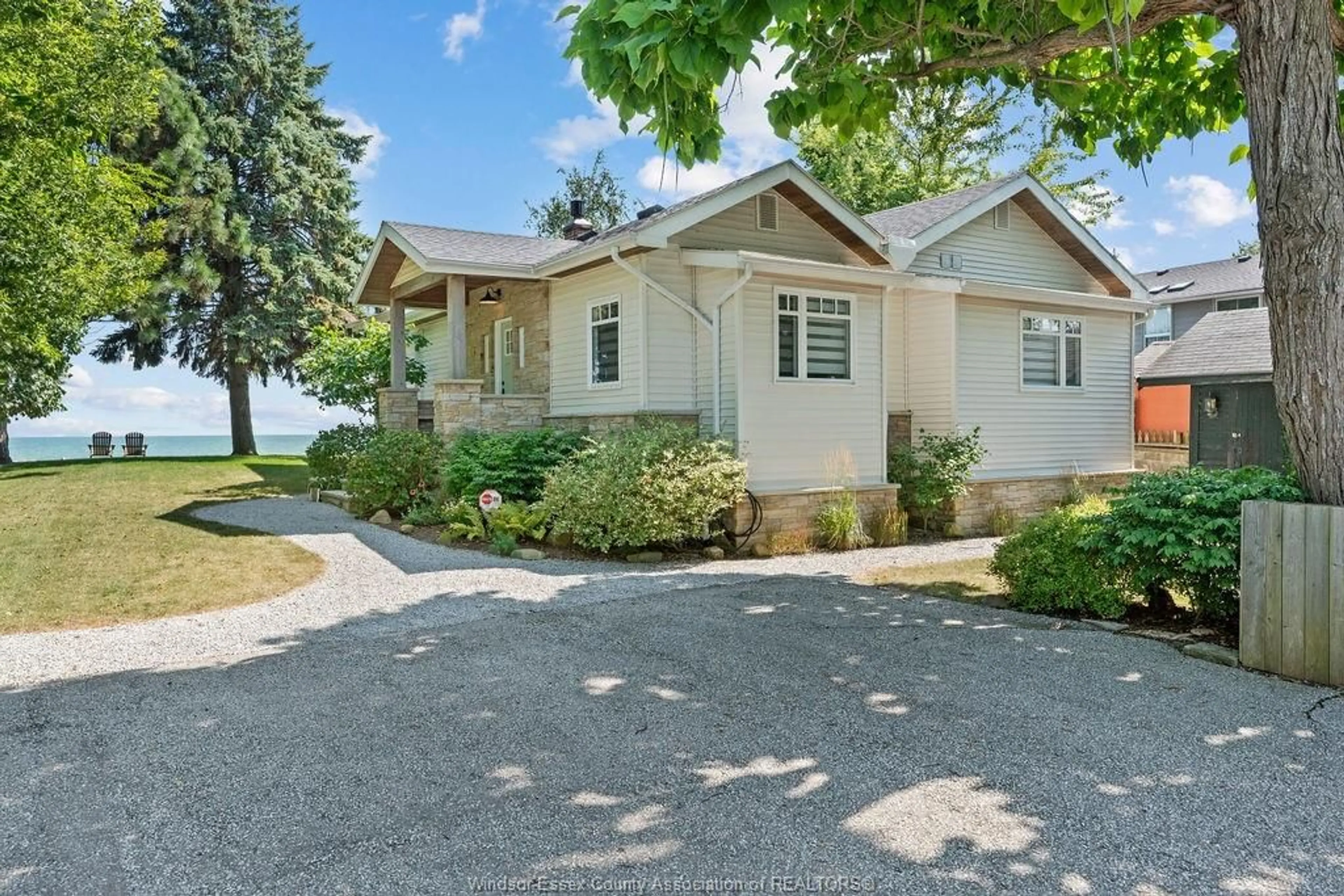Unknown for 1295 HERITAGE Rd, Kingsville Ontario N9Y 2E6