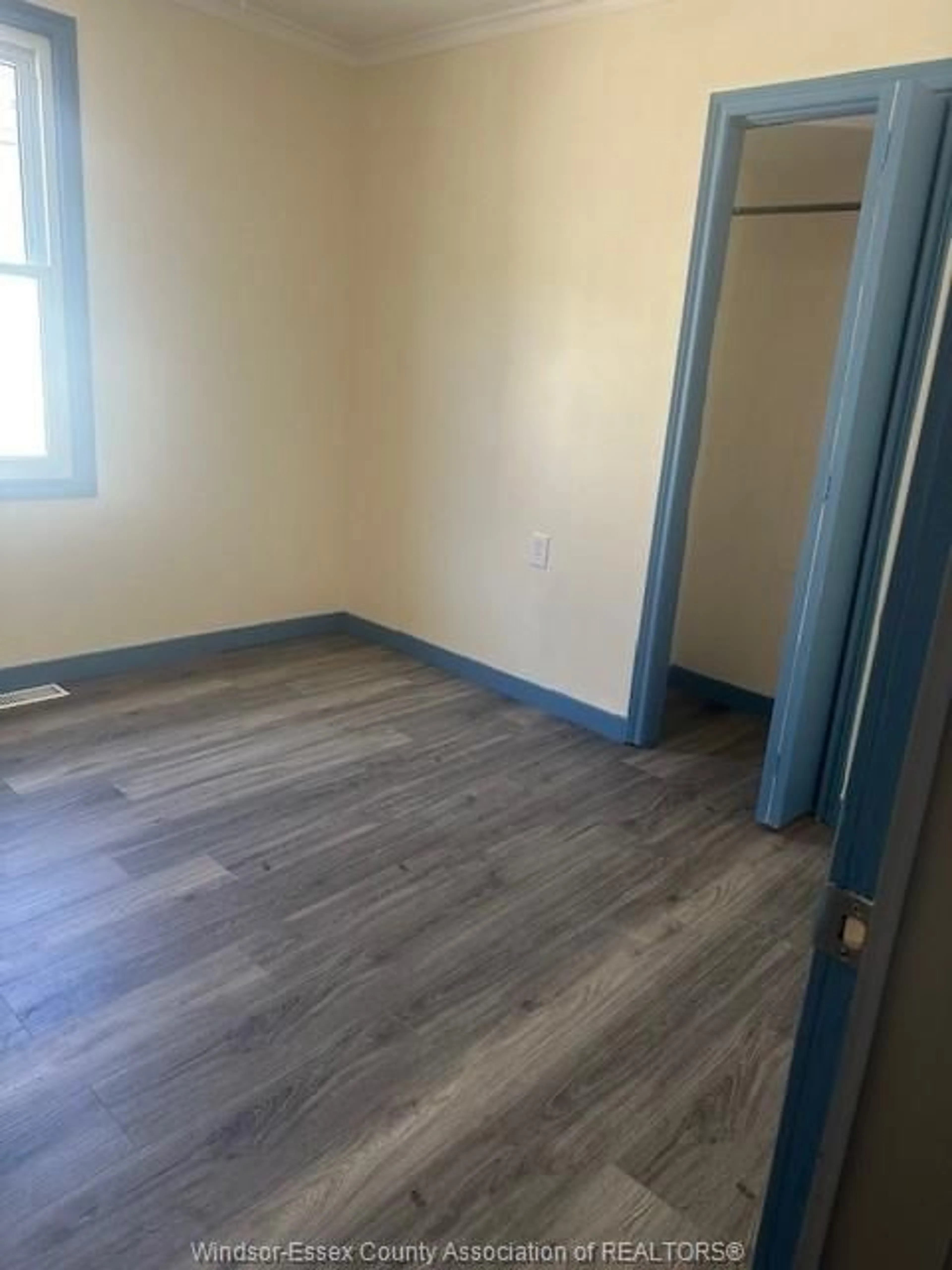 A pic of a room for 1667 FORD, Windsor Ontario N8T 2L9