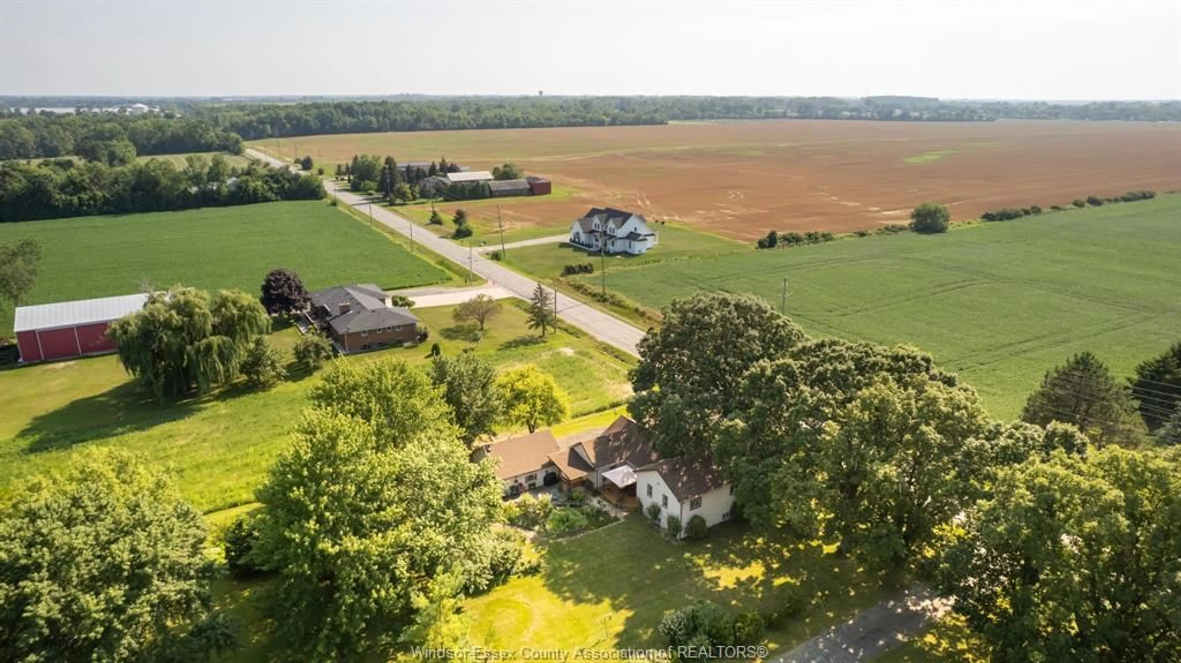 A pic from outside/outdoor area/front of a property/back of a property/a pic from drone, unknown for 3389 3RD CONCESSION, Amherstburg Ontario N9V 2Y9