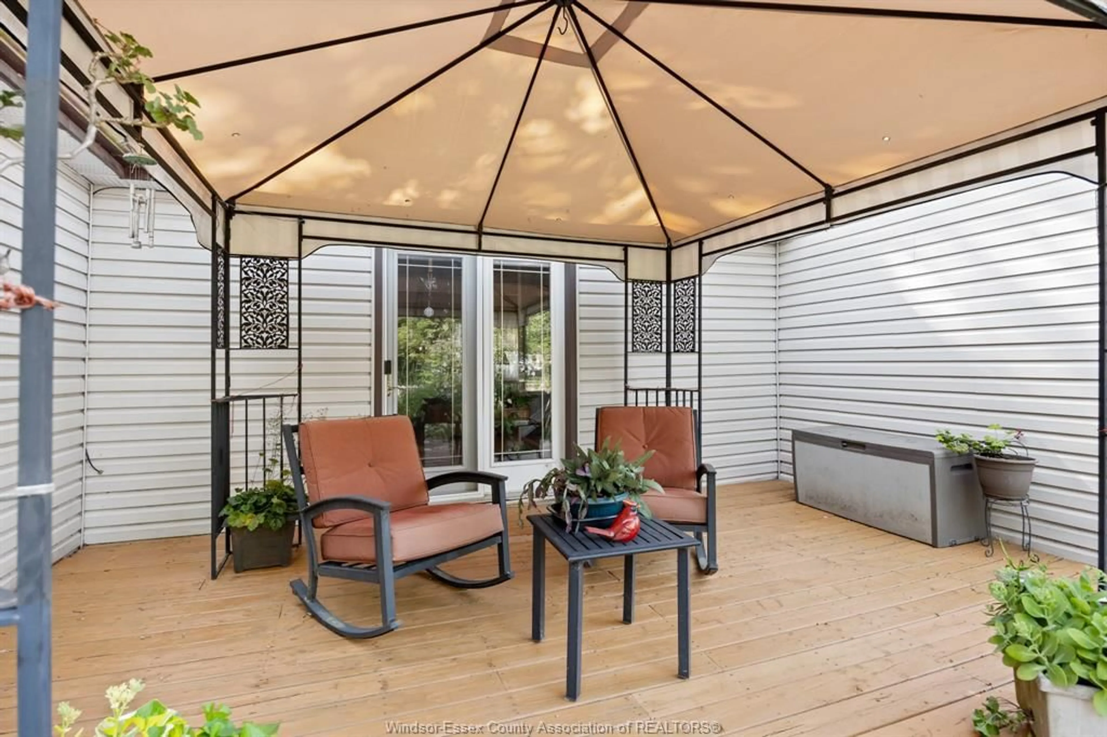Patio, street for 3389 3RD CONCESSION, Amherstburg Ontario N9V 2Y9