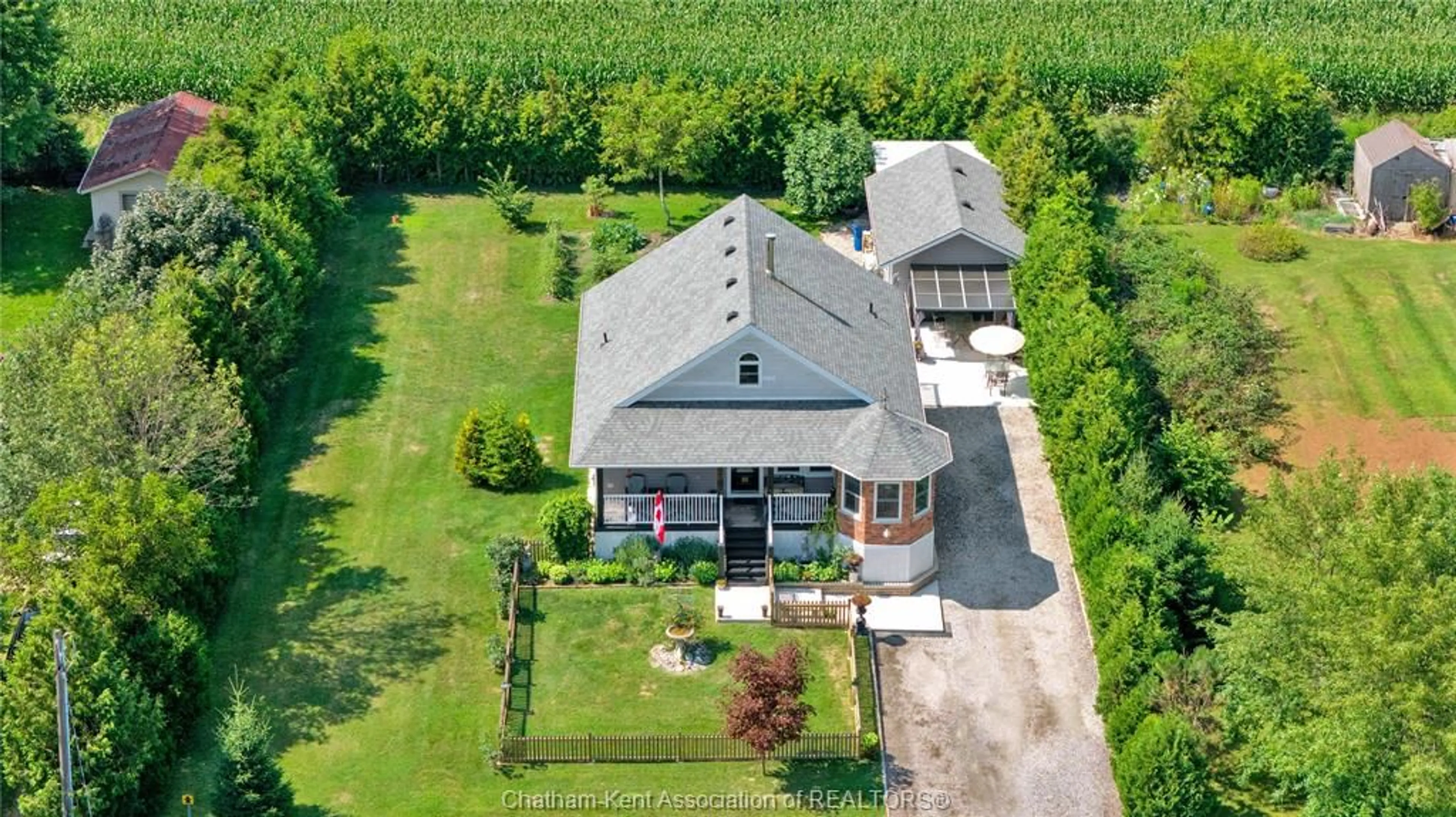 A pic from outside/outdoor area/front of a property/back of a property/a pic from drone, building for 1311 Bluff Line, Wheatley Ontario N0P 2C0