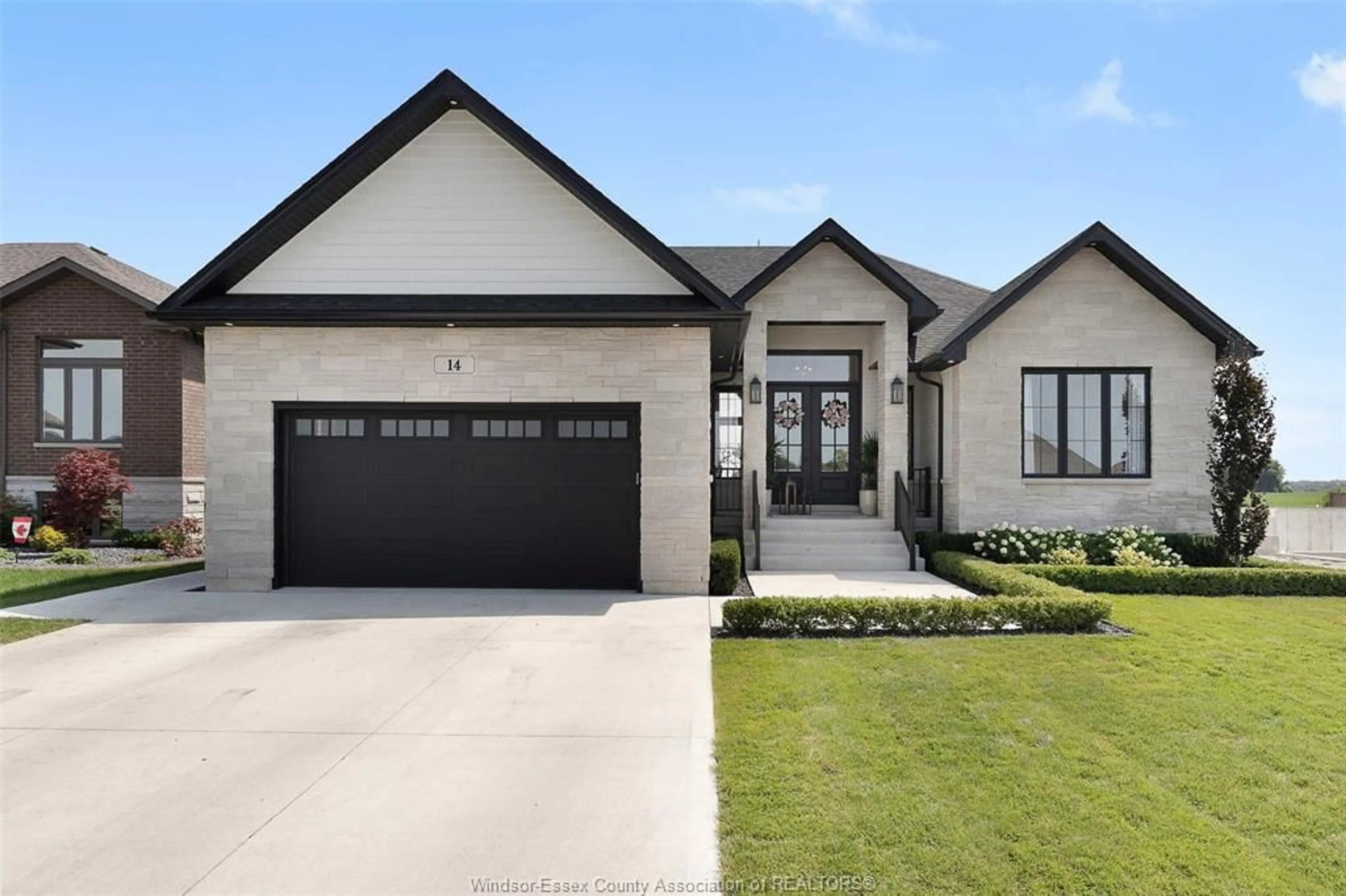 Home with brick exterior material, street for 14 HEATHVIEW Trail, Leamington Ontario N8H 0C5
