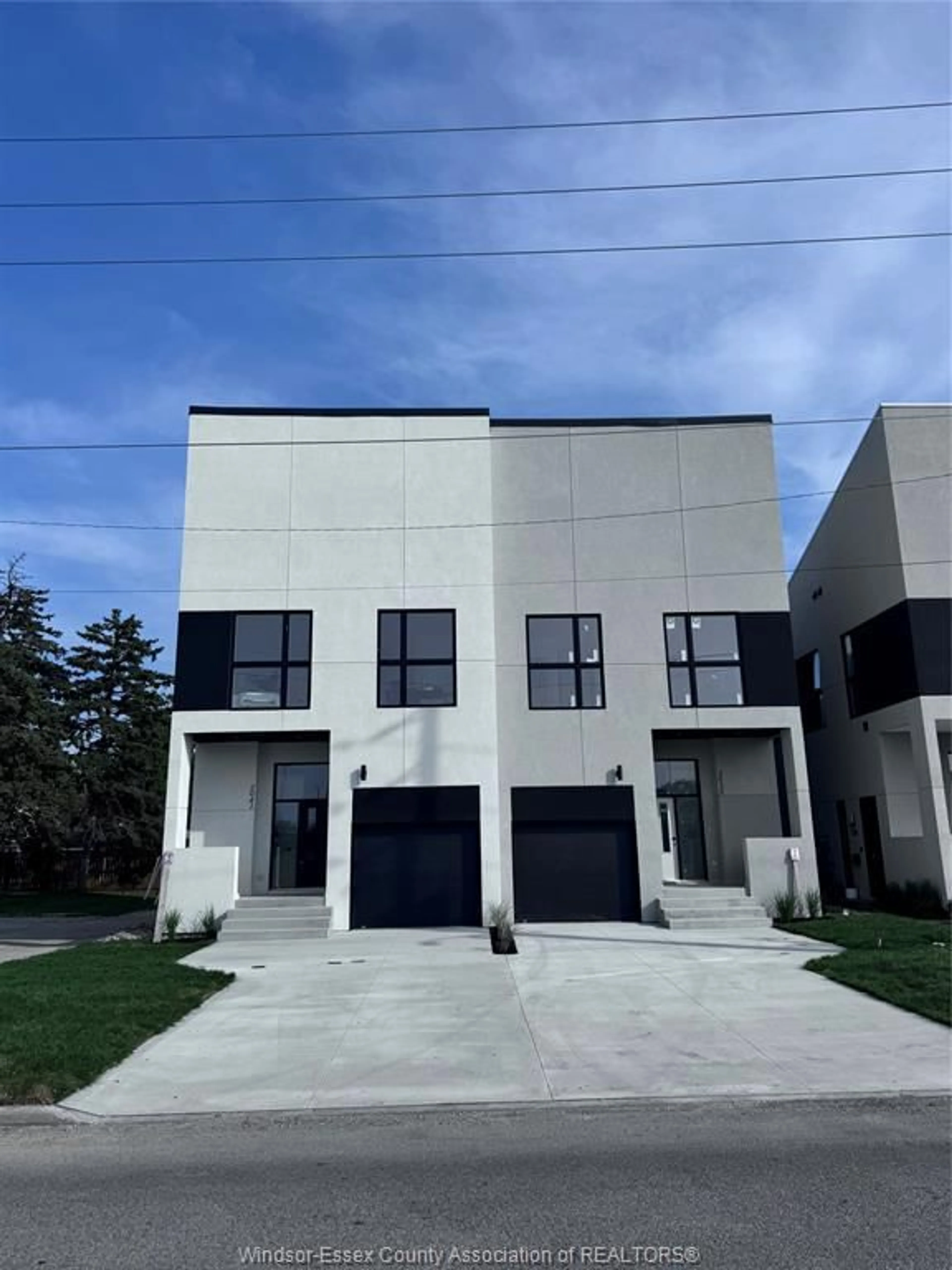 Unknown for 2035-2031 SENECA St, Windsor Ontario N8W 2Z9