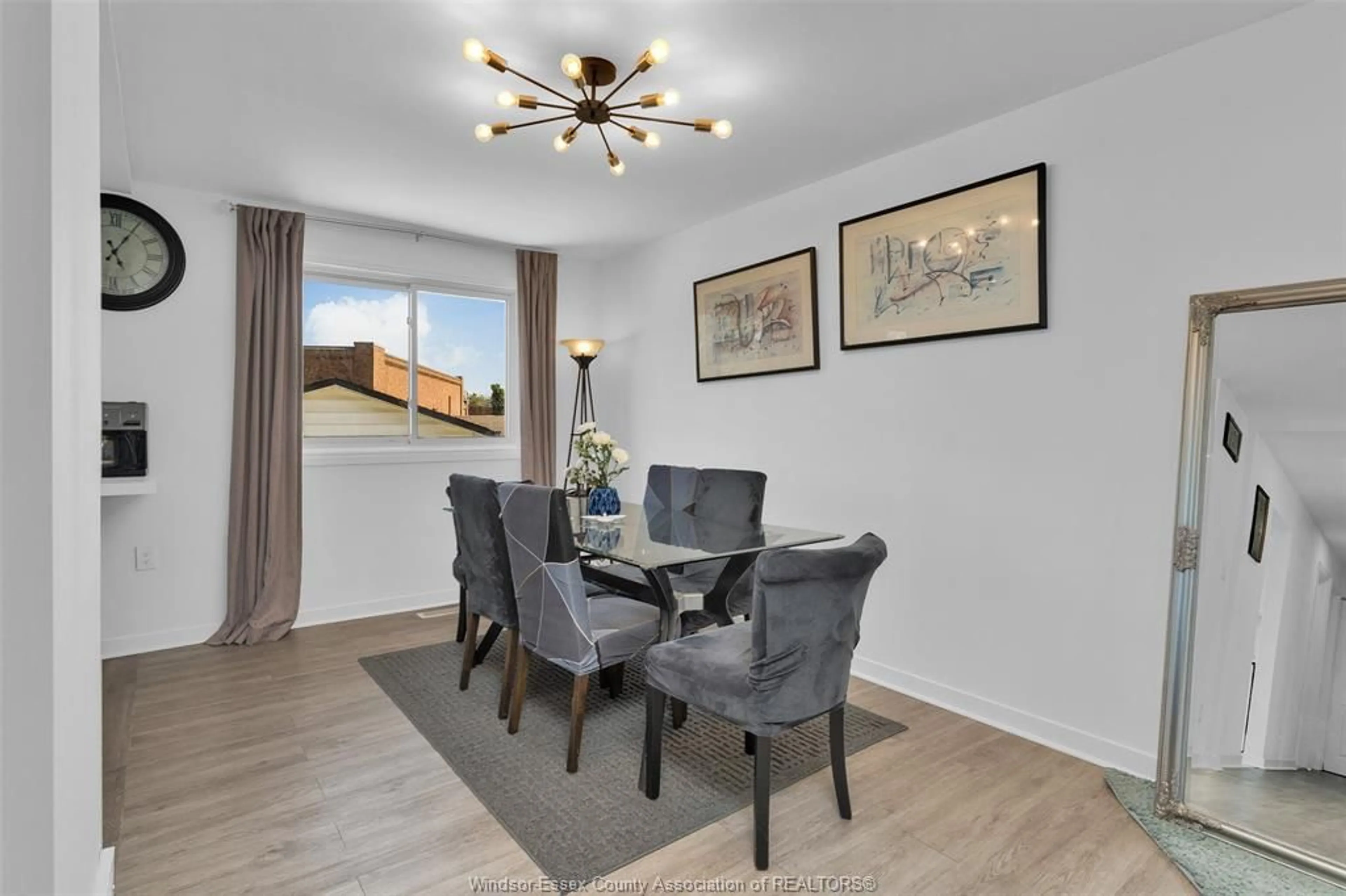 Dining room, wood/laminate floor for 3155 REGIS, Windsor Ontario N8R 1T7