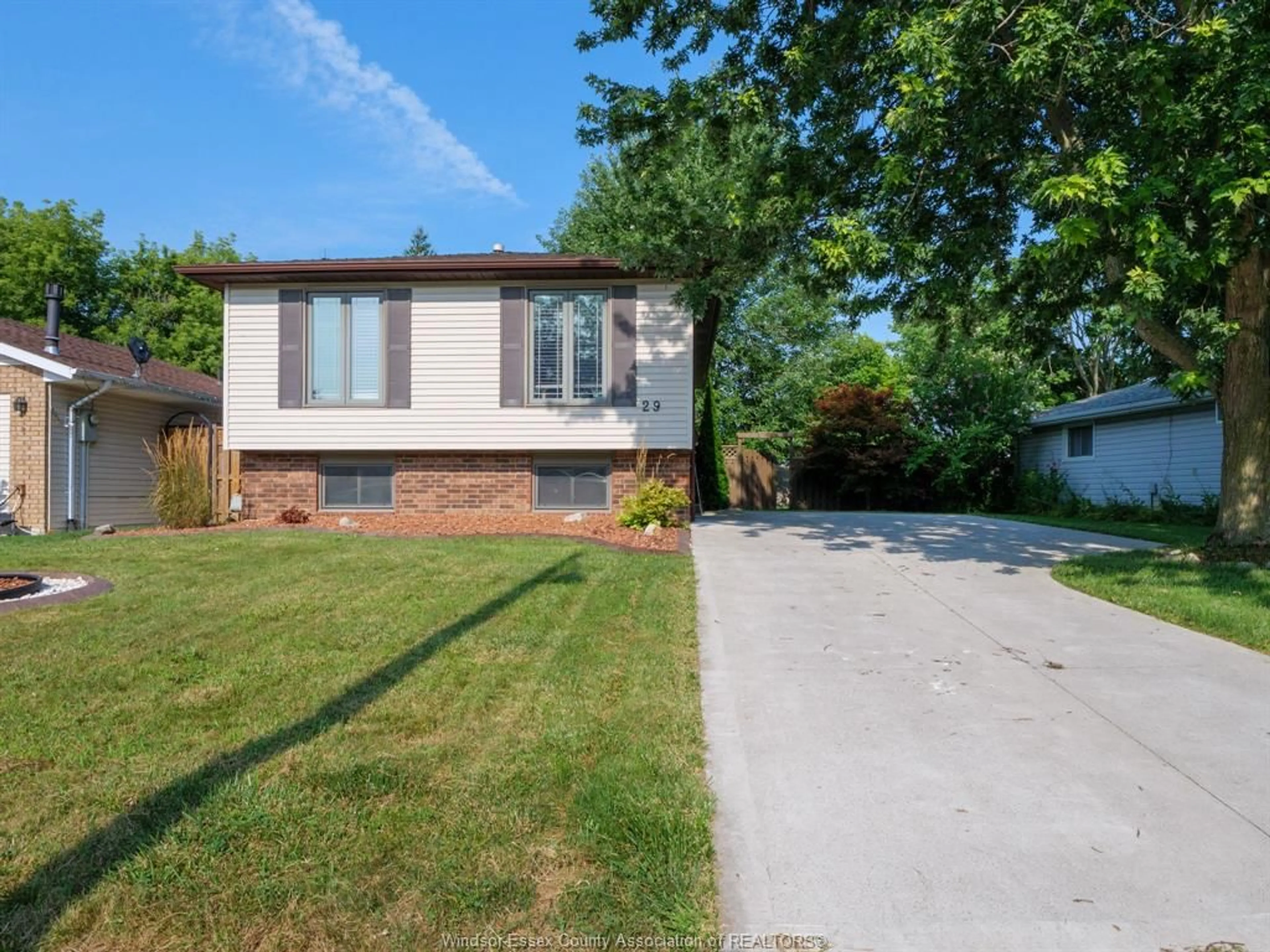 Home with brick exterior material, street for 29 Kentucky Ave, Amherstburg Ontario N9V 3S7