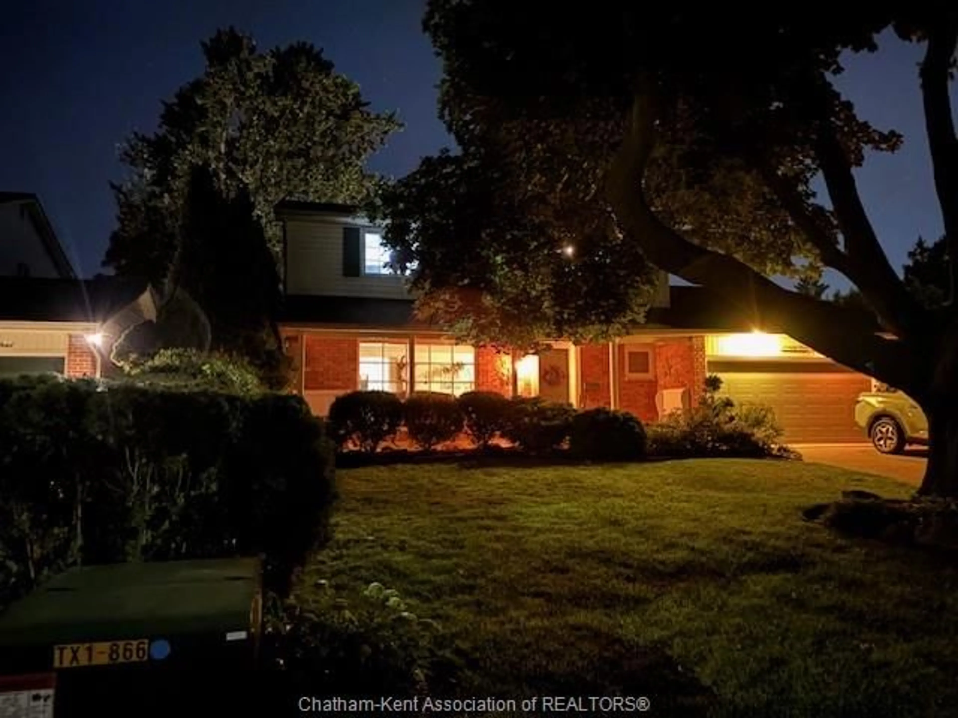 Unknown for 94 Wyandott St, Chatham Ontario N7M 2T3