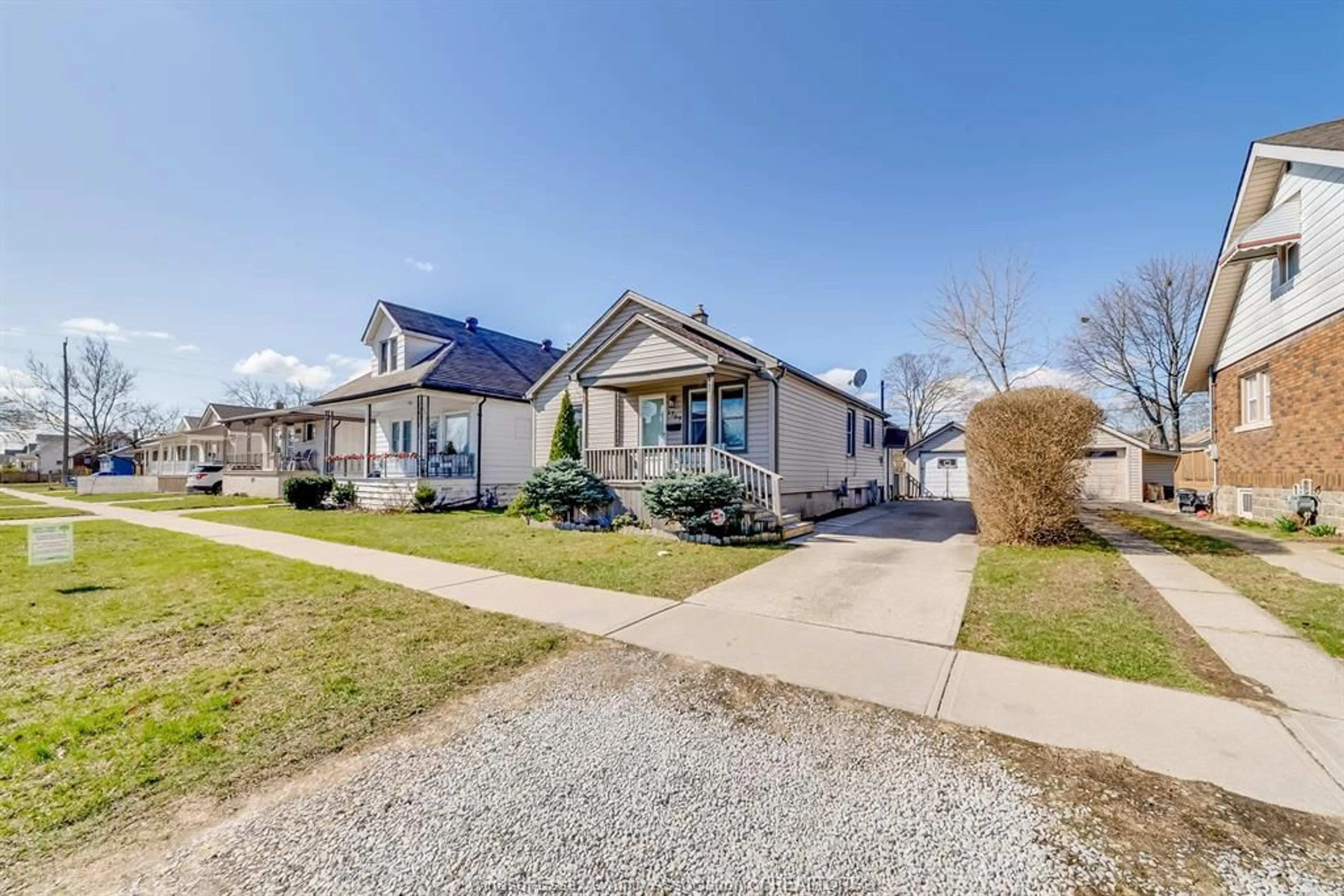 Home with vinyl exterior material, street for 1769 HICKORY, Windsor Ontario N8Y 3T4