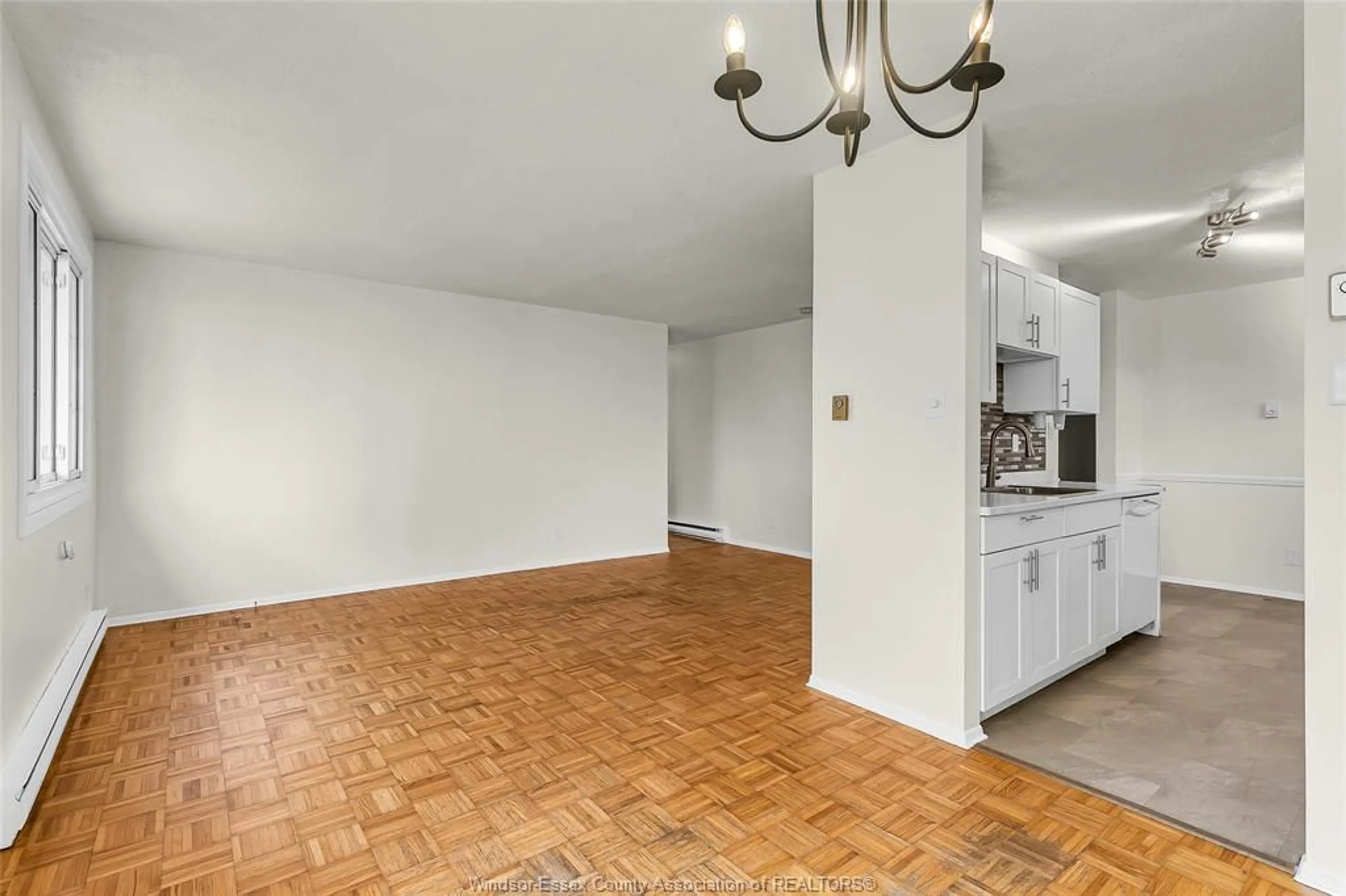 A pic of a room for 1366 BAYSWATER Cres, Windsor Ontario N8S 4K7