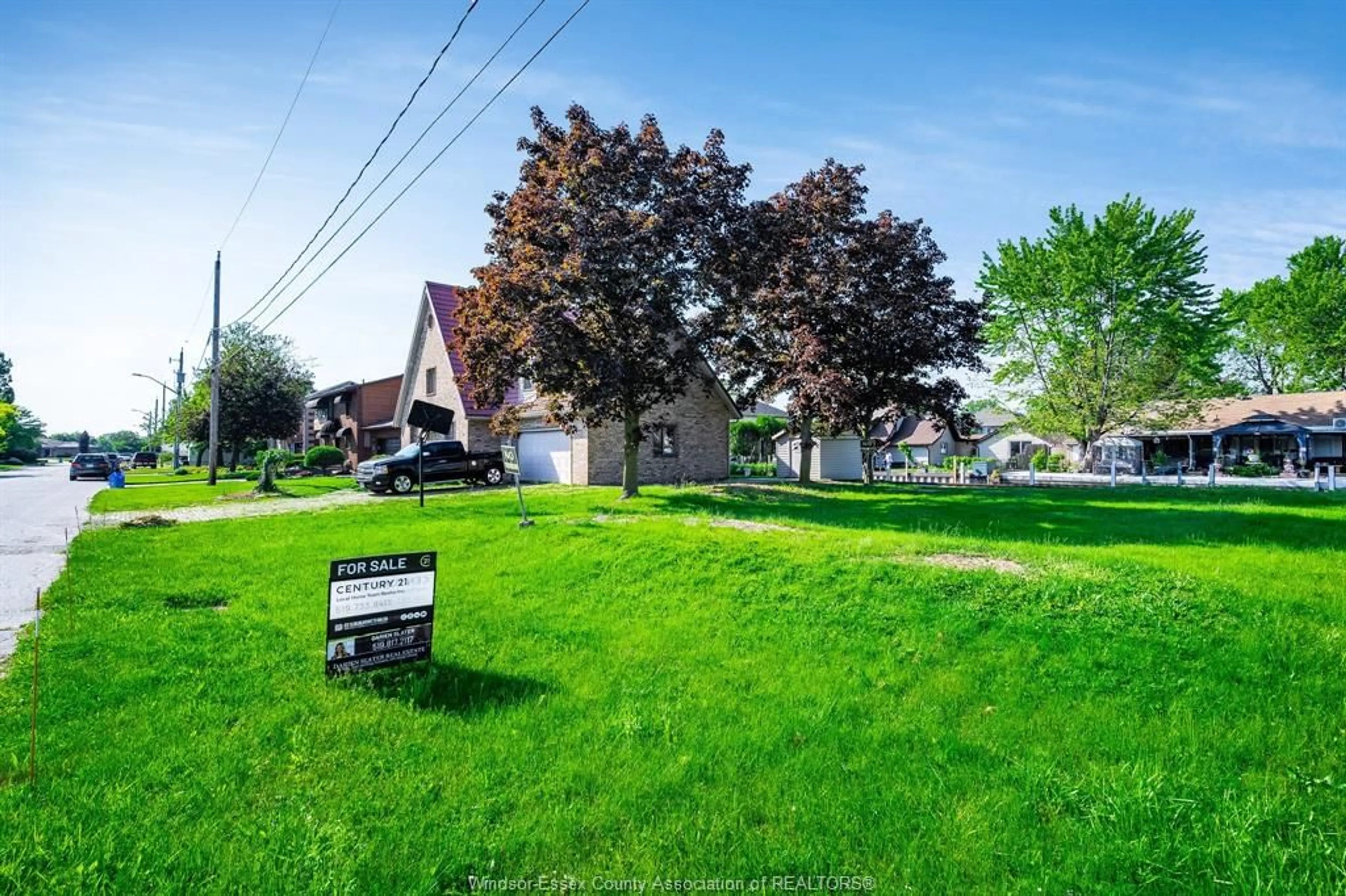 A pic from outside/outdoor area/front of a property/back of a property/a pic from drone, street for V/L MARTIN Lane, LaSalle Ontario N9J 1W8